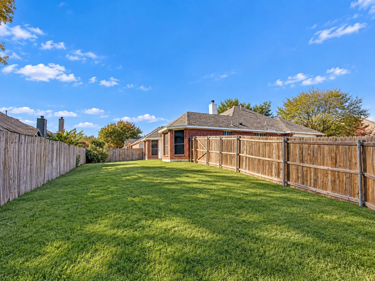 Single Family Residence For Rent in Tarrant County , 4628 Mustang Drive, Fort Worth, Texas 76137, 3 Bedroom, 2 Bathroom, 2 Garage spaces, 1,709 Sqft, built in 1998, mls#21405654, Real Estate Agent in Fort Worth, Homes For Rent in Tarrant county, Homes For Rent in Fort Worth, Realtor in Fort Worth Texas, Real Estate Brokerage Independent Realty Texas, Luminita Cordes Realtor