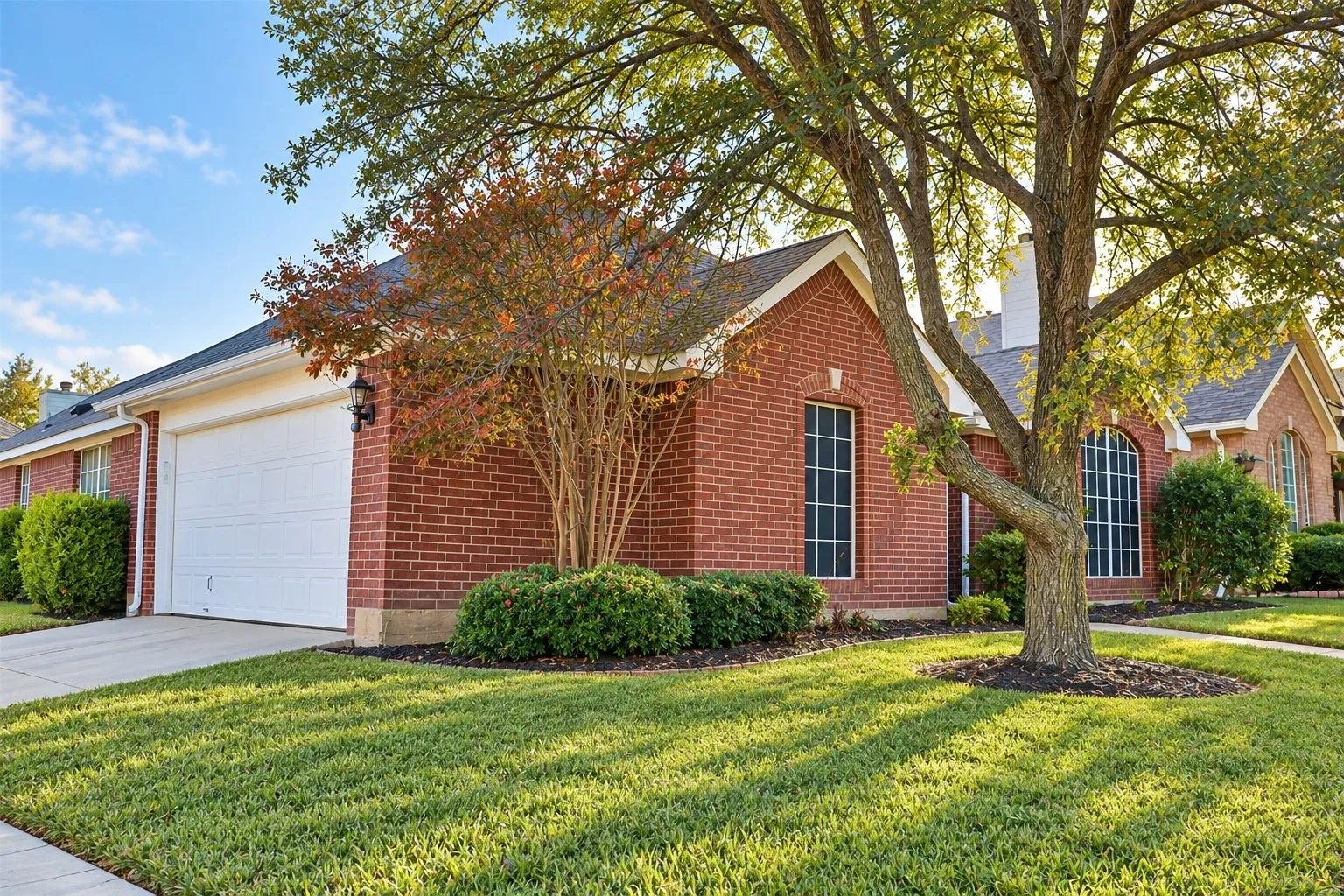 Single Family Residence For Rent in Tarrant County , 4628 Mustang Drive, Fort Worth, Texas 76137, 3 Bedroom, 2 Bathroom, 2 Garage spaces, 1,709 Sqft, built in 1998, mls#21405654, Real Estate Agent in Fort Worth, Homes For Rent in Tarrant county, Homes For Rent in Fort Worth, Realtor in Fort Worth Texas, Real Estate Brokerage Independent Realty Texas, Luminita Cordes Realtor