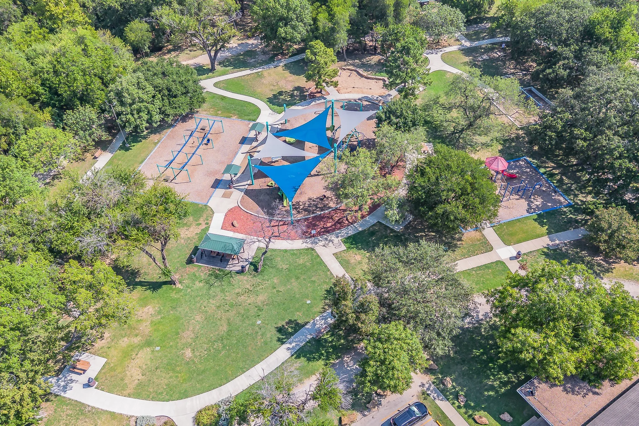 Single Family Residence For Sale in Tarrant County , 612 Bayless Drive, Euless, Texas 76040, 2 Bedroom, 2 Bathroom, 2 Garage spaces, 1,151 Sqft, built in 1961, mls#21405547, Real Estate Agent in Euless, Homes For Sale in Tarrant county, Homes For Sale in Euless, Realtor in Euless Texas, Real Estate Brokerage Independent Realty Texas, Luminita Cordes Realtor