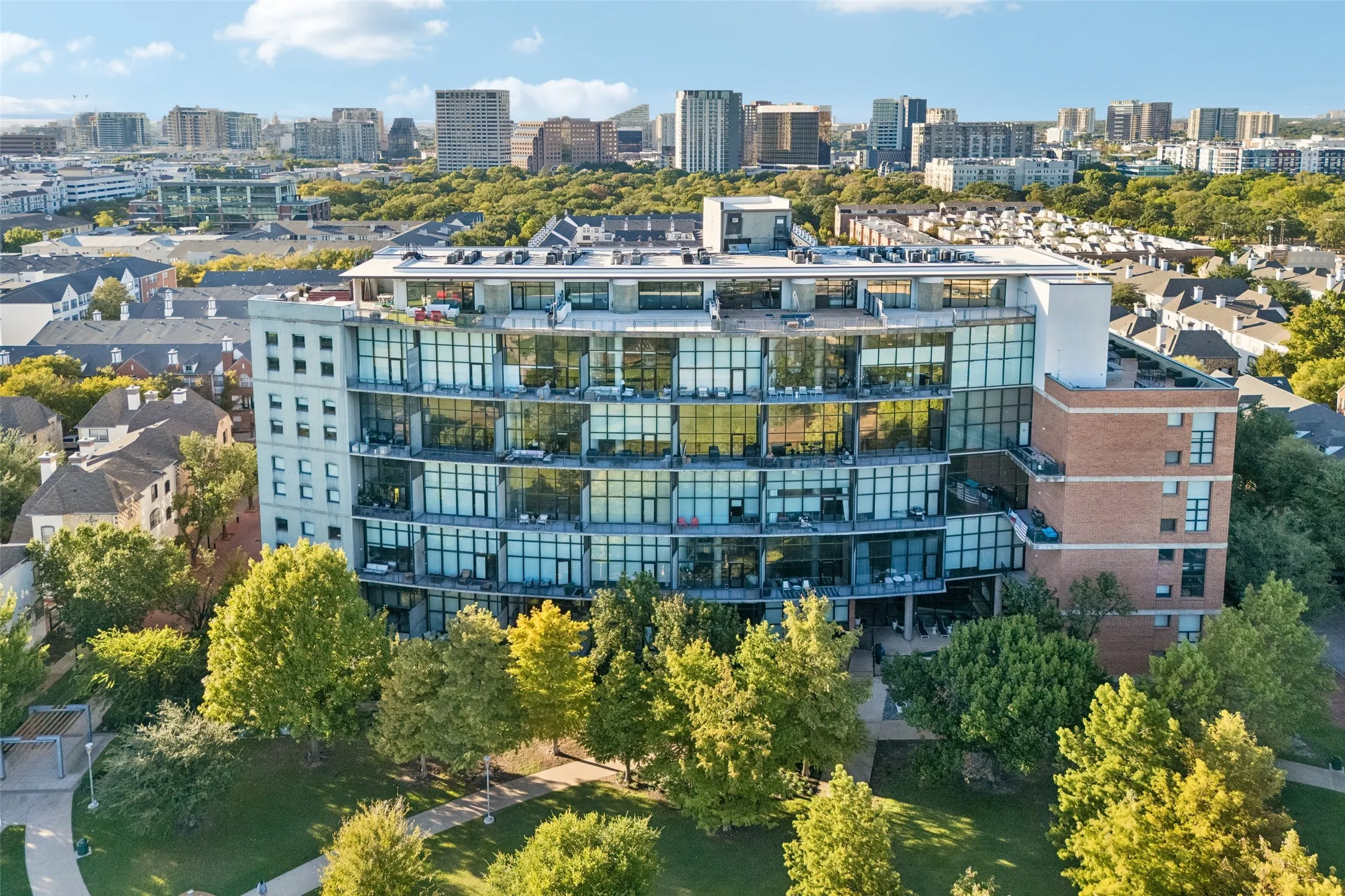 3110 Thomas Ave #537 - www.3110Thomas537.com