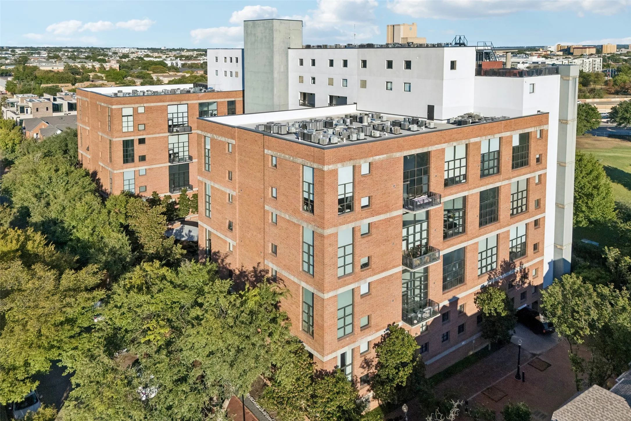 3110 Thomas Ave #537 - www.3110Thomas537.com