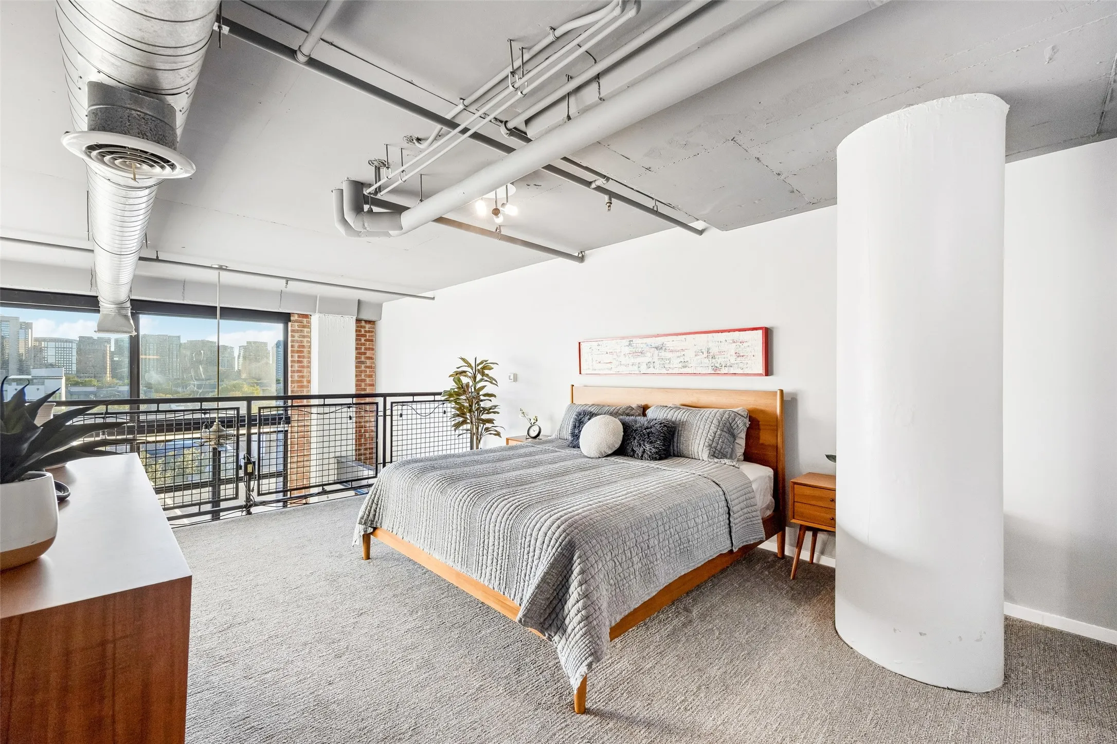 Condominium For Sale in Dallas County , 3110 Thomas Avenue 537, Dallas, Texas 75204, 1 Bedroom, 2 Bathroom, 1 Garage spaces, 914 Sqft, built in 1998, mls#21405250, Real Estate Agent in Dallas, Homes For Sale in Dallas county, Homes For Sale in Dallas, Realtor in Dallas Texas, Real Estate Brokerage Independent Realty Texas, Luminita Cordes Realtor