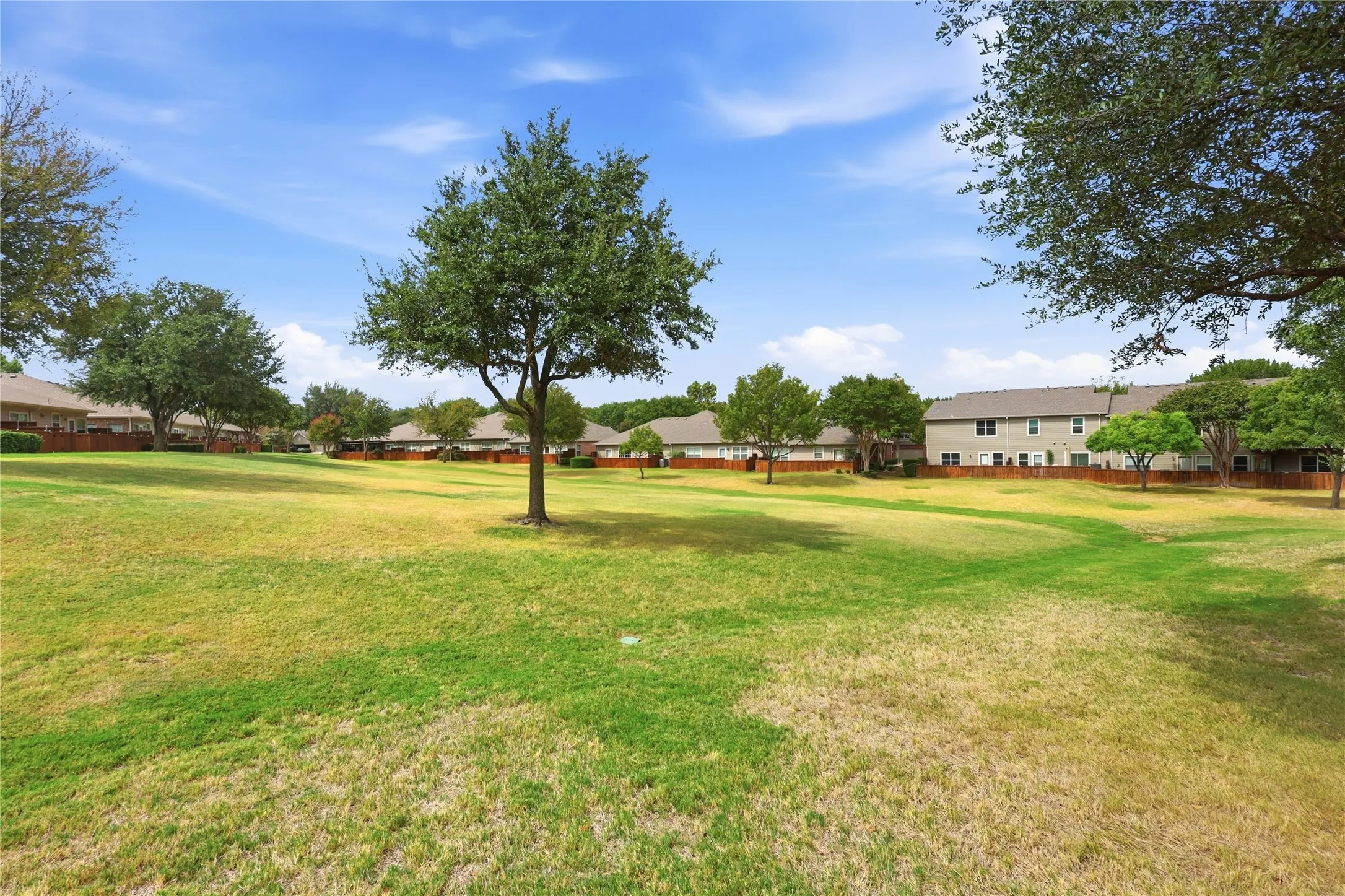 Townhouse For Sale in Collin County , 9836 Wilkins Way, Plano, Texas 75025, 2 Bedroom, 2 Bathroom, 2 Garage spaces, 1,330 Sqft, built in 2003, mls#21406012, Real Estate Agent in Plano, Homes For Sale in Collin county, Homes For Sale in Plano, Realtor in Plano Texas, Real Estate Brokerage Independent Realty Texas, Luminita Cordes Realtor