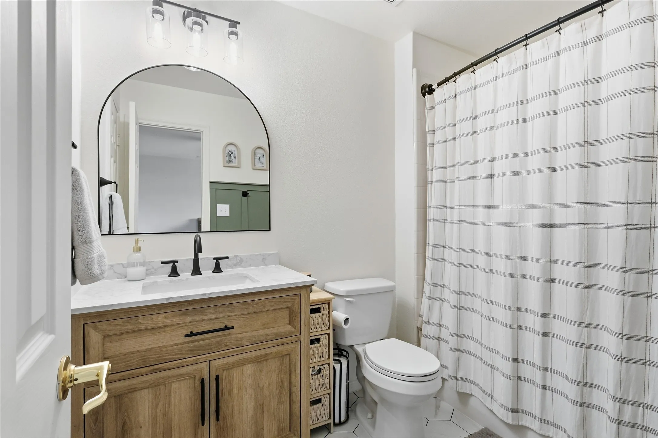 Townhouse For Sale in Collin County , 9836 Wilkins Way, Plano, Texas 75025, 2 Bedroom, 2 Bathroom, 2 Garage spaces, 1,330 Sqft, built in 2003, mls#21406012, Real Estate Agent in Plano, Homes For Sale in Collin county, Homes For Sale in Plano, Realtor in Plano Texas, Real Estate Brokerage Independent Realty Texas, Luminita Cordes Realtor