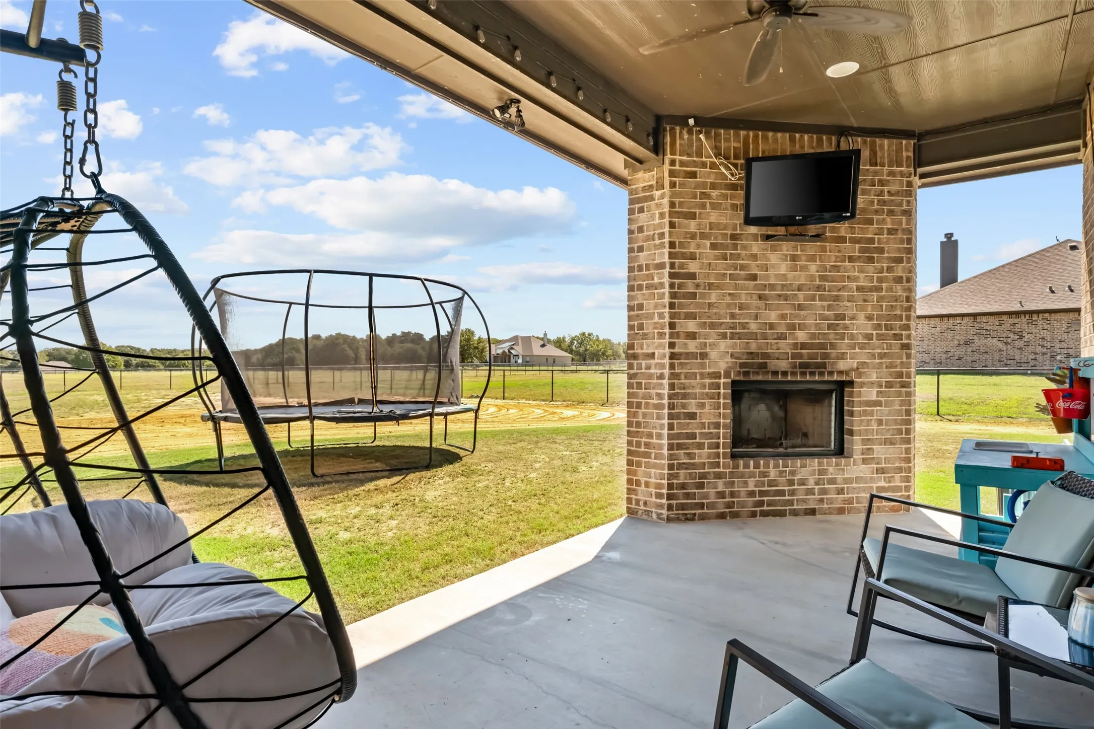 Single Family Residence For Sale in Wise County , 953 County Road 4764, Boyd, Texas 76023, 3 Bedroom, 3 Bathroom, 2 Garage spaces, 2,154 Sqft, built in 2022, mls#21406471, Real Estate Agent in Boyd, Homes For Sale in Wise county, Homes For Sale in Boyd, Realtor in Boyd Texas, Real Estate Brokerage Independent Realty Texas, Luminita Cordes Realtor