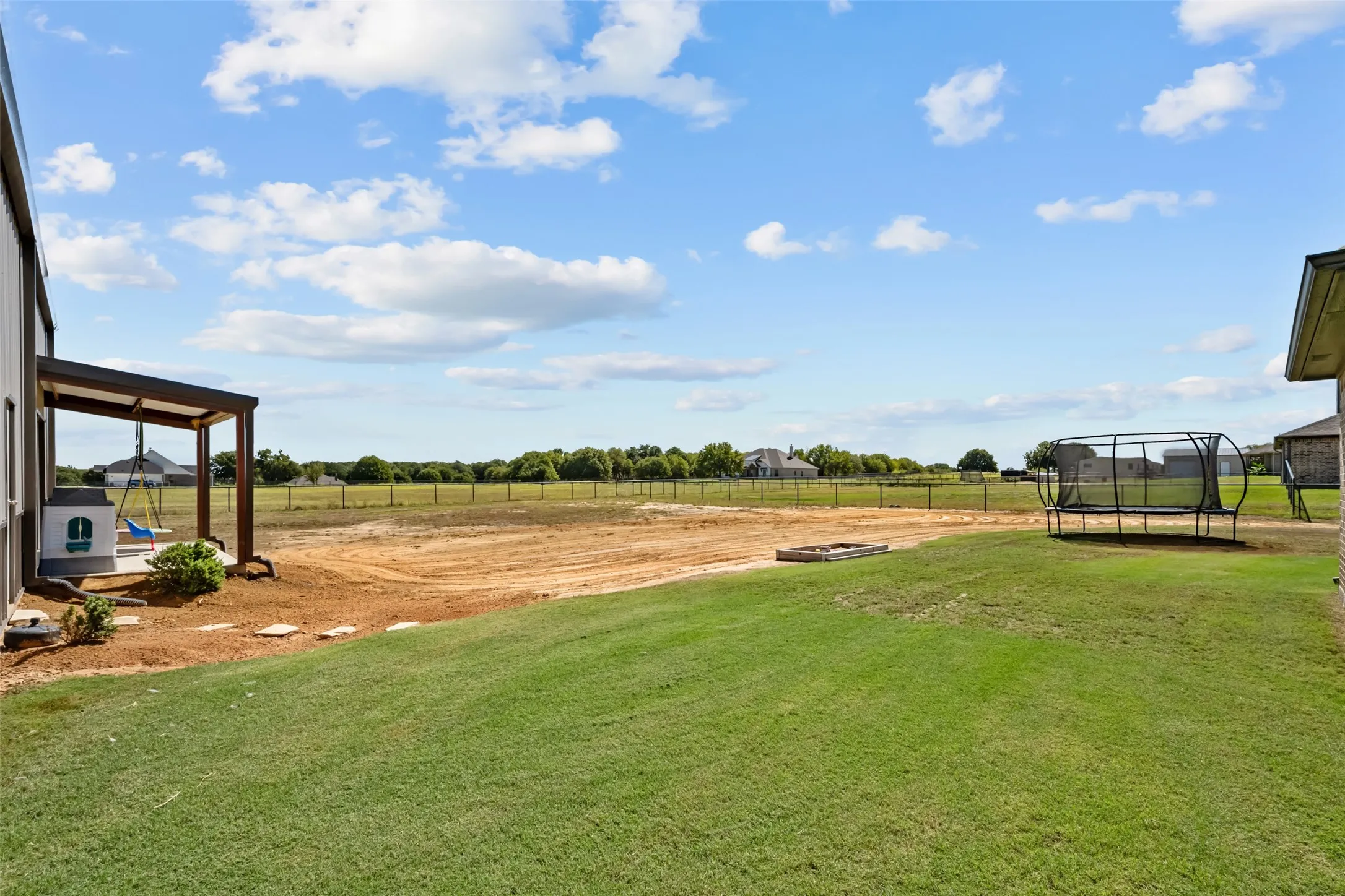 Single Family Residence For Sale in Wise County , 953 County Road 4764, Boyd, Texas 76023, 3 Bedroom, 3 Bathroom, 2 Garage spaces, 2,154 Sqft, built in 2022, mls#21406471, Real Estate Agent in Boyd, Homes For Sale in Wise county, Homes For Sale in Boyd, Realtor in Boyd Texas, Real Estate Brokerage Independent Realty Texas, Luminita Cordes Realtor