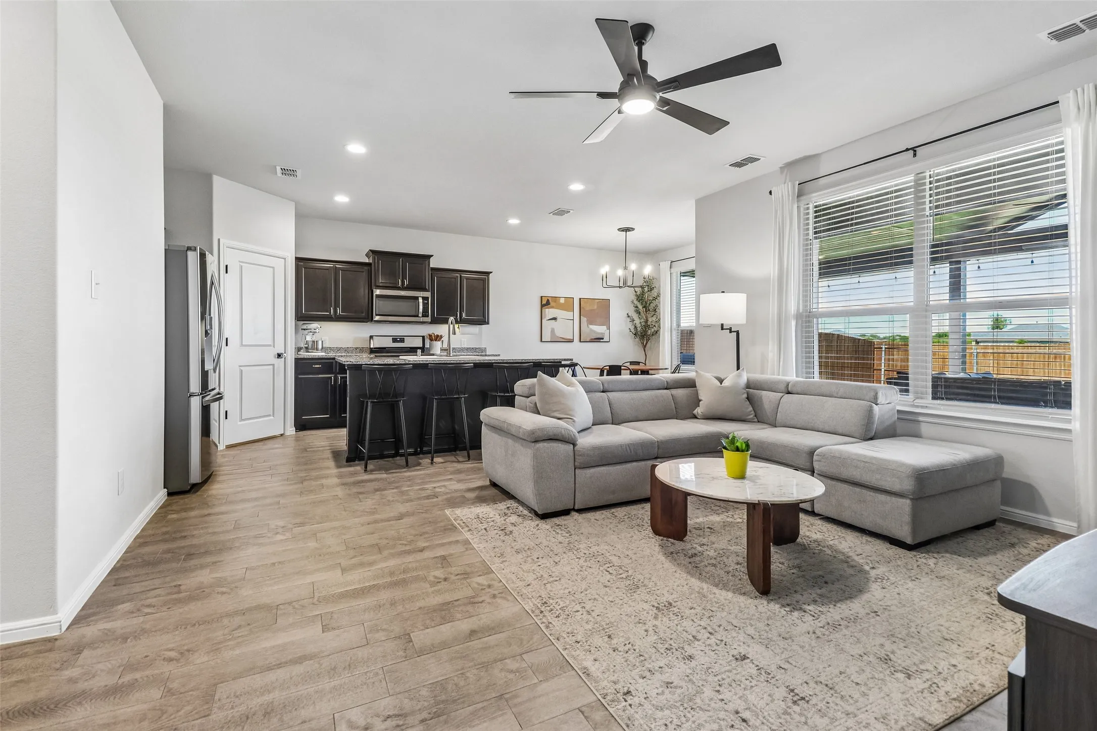 Single Family Residence For Sale in Tarrant County , 304 Crowfoot Drive, Fort Worth, Texas 76131, 3 Bedroom, 2 Bathroom, 2 Garage spaces, 1,466 Sqft, built in 2022, mls#21406147, Real Estate Agent in Fort Worth, Homes For Sale in Tarrant county, Homes For Sale in Fort Worth, Realtor in Fort Worth Texas, Real Estate Brokerage Independent Realty Texas, Luminita Cordes Realtor