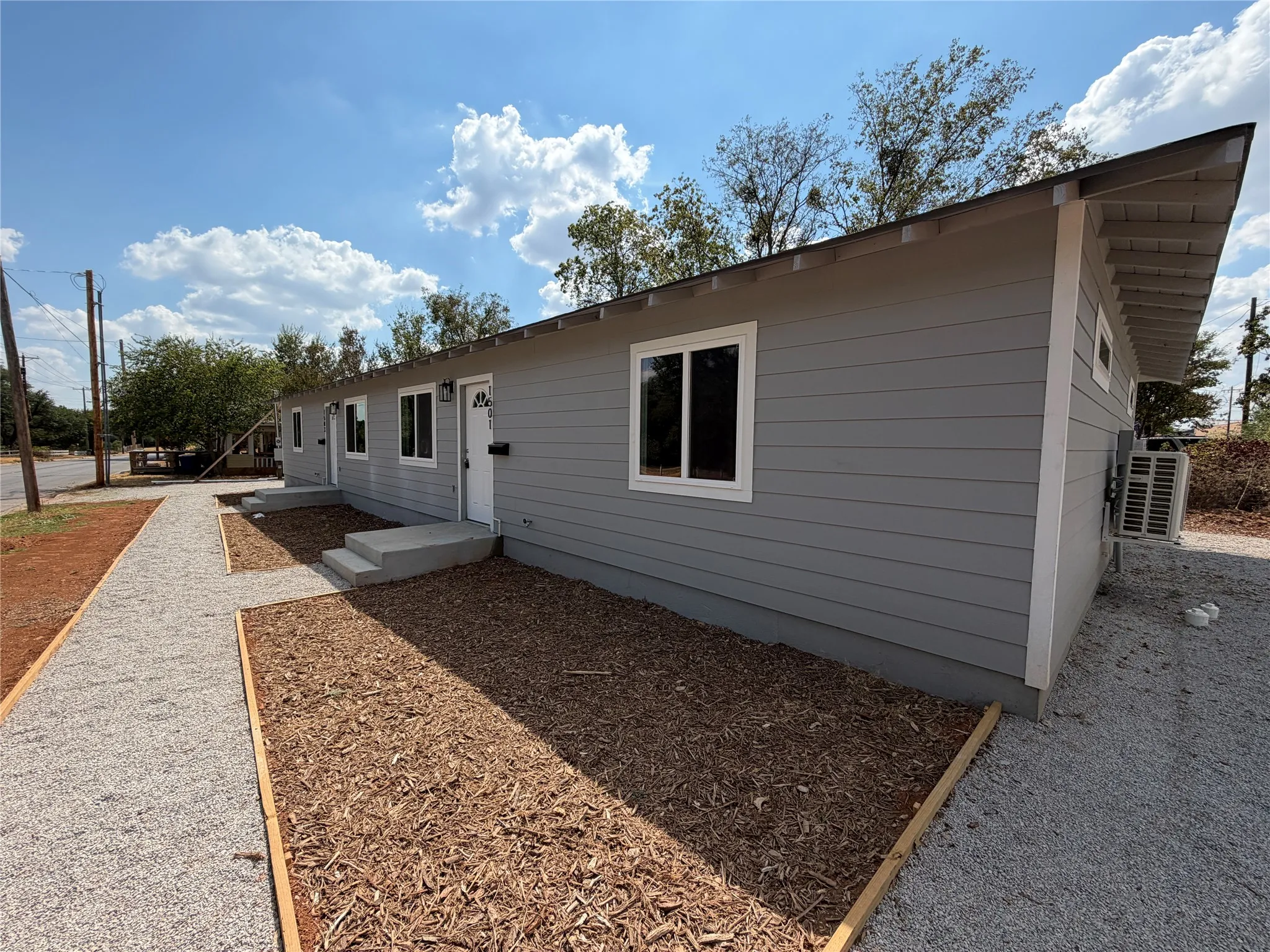 Duplex For Rent in Brown County , 1501 Vine Street, Brownwood, Texas 76801, 2 Bedroom, 1 Bathroom, Garage spaces, 980 Sqft, built in 2026, mls#21406743, Real Estate Agent in Brownwood, Homes For Rent in Brown county, Homes For Rent in Brownwood, Realtor in Brownwood Texas, Real Estate Brokerage Independent Realty Texas, Luminita Cordes Realtor