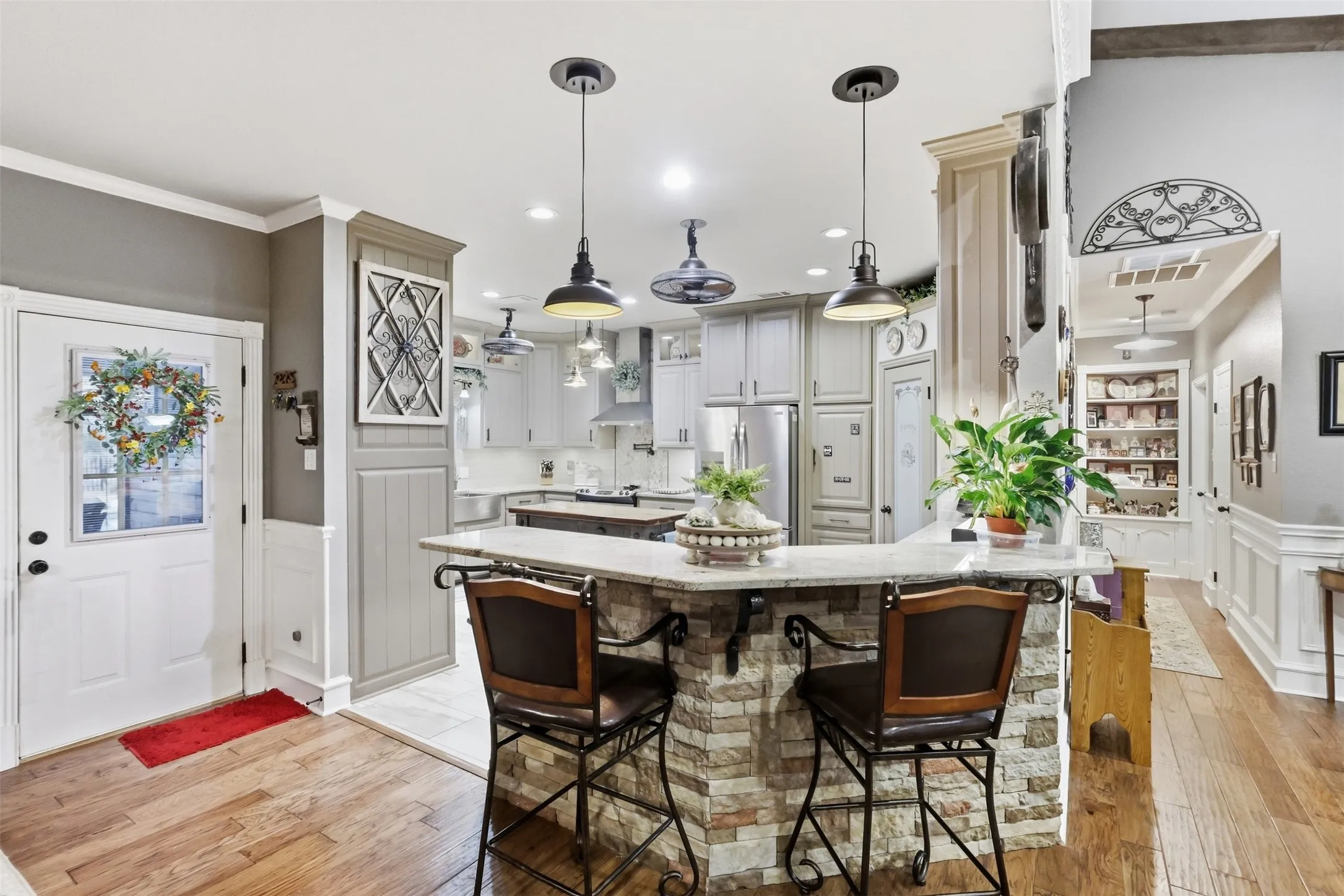 Single Family Residence For Sale in Wise County , 211 Private Road 4931, Springtown, Texas 76082, 3 Bedroom, 3 Bathroom, 2 Garage spaces, 2,307 Sqft, built in 2001, mls#21399726, Real Estate Agent in Springtown, Homes For Sale in Wise county, Homes For Sale in Springtown, Realtor in Springtown Texas, Real Estate Brokerage Independent Realty Texas, Luminita Cordes Realtor