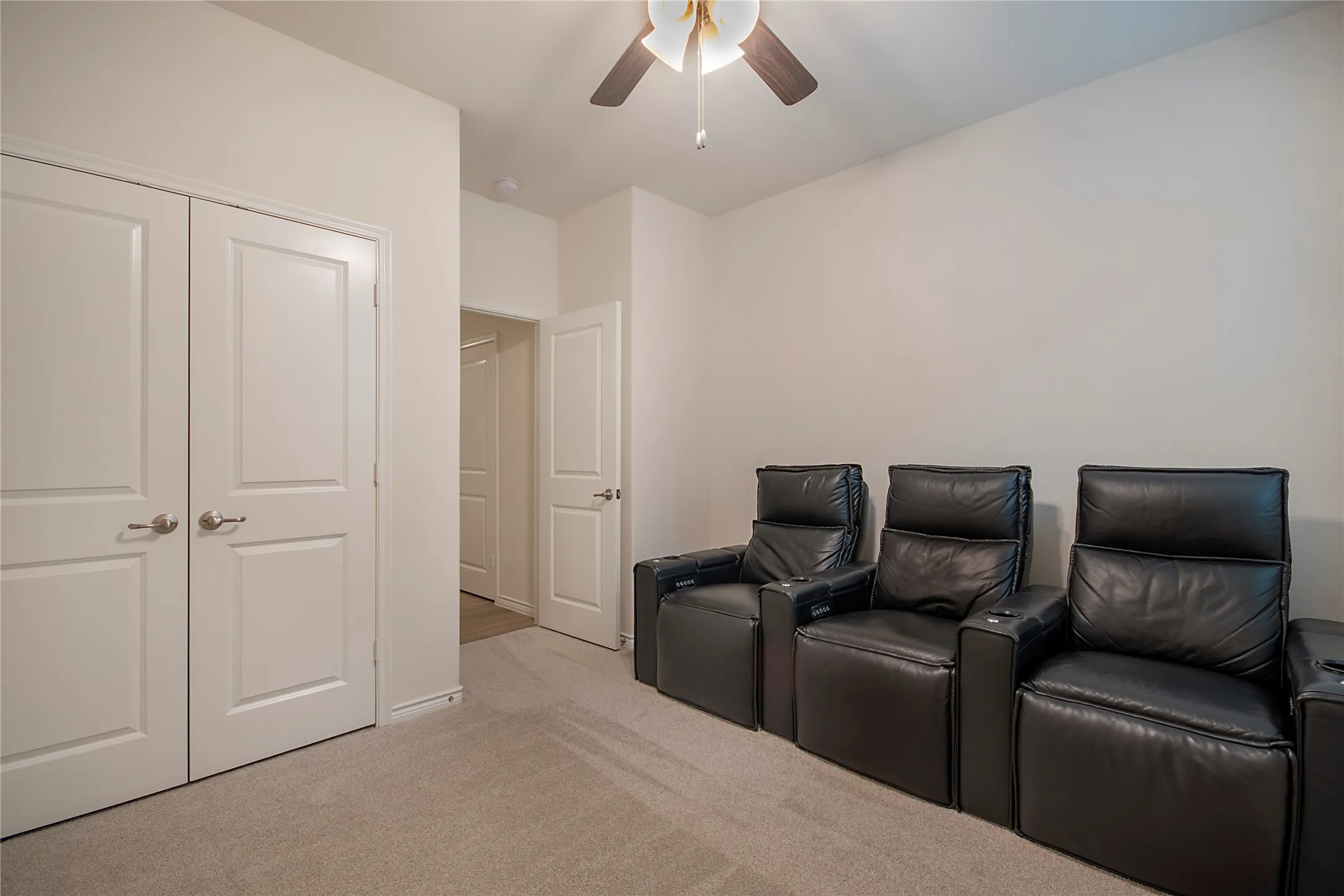 Single Family Residence For Sale in Denton County , 3102 Moccasin Lane, Aubrey, Texas 76227, 4 Bedroom, 2 Bathroom, 2 Garage spaces, 1,850 Sqft, built in 2023, mls#21406447, Real Estate Agent in Aubrey, Homes For Sale in Denton county, Homes For Sale in Aubrey, Realtor in Aubrey Texas, Real Estate Brokerage Independent Realty Texas, Luminita Cordes Realtor