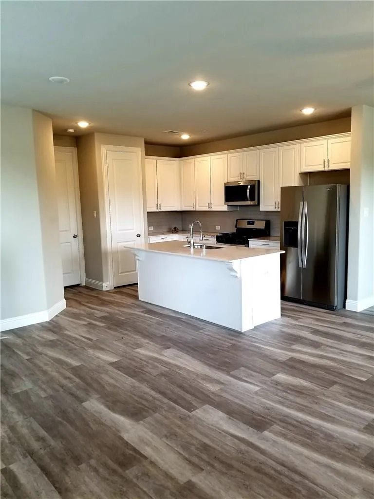Townhouse For Rent in Collin County , 8143 Snowmass Drive, Frisco, Texas 75034, 4 Bedroom, 4 Bathroom, 2 Garage spaces, 2,394 Sqft, built in 2019, mls#21402192, Real Estate Agent in Frisco, Homes For Rent in Collin county, Homes For Rent in Frisco, Realtor in Frisco Texas, Real Estate Brokerage Independent Realty Texas, Luminita Cordes Realtor