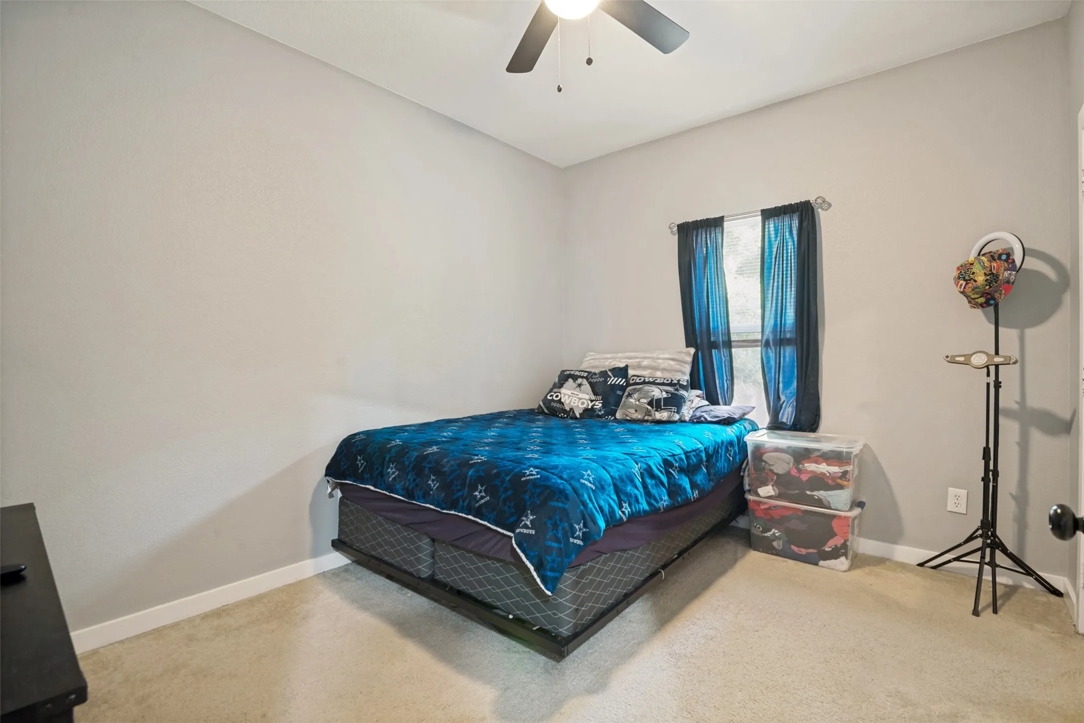 Single Family Residence For Sale in Kaufman County , 700 E Hickory Street, Kaufman, Texas 75142, 4 Bedroom, 2 Bathroom, 2 Garage spaces, 1,600 Sqft, built in 2023, mls#21406750, Real Estate Agent in Kaufman, Homes For Sale in Kaufman county, Homes For Sale in Kaufman, Realtor in Kaufman Texas, Real Estate Brokerage Independent Realty Texas, Luminita Cordes Realtor