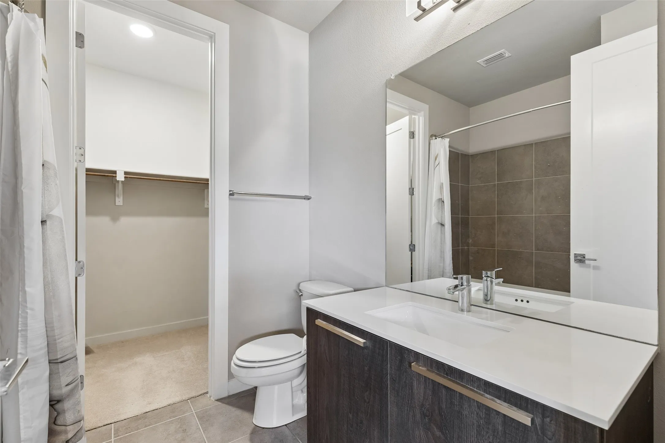 Single Family Residence For Sale in Denton County , 4151 Woodbine Lane, Prosper, Texas 75078, 4 Bedroom, 5 Bathroom, 3 Garage spaces, 4,083 Sqft, built in 2018, mls#21401458, Real Estate Agent in Prosper, Homes For Sale in Denton county, Homes For Sale in Prosper, Realtor in Prosper Texas, Real Estate Brokerage Independent Realty Texas, Luminita Cordes Realtor