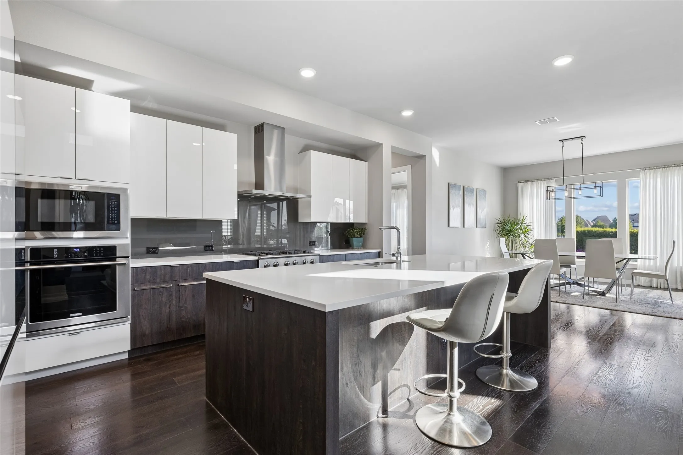 Single Family Residence For Sale in Denton County , 4151 Woodbine Lane, Prosper, Texas 75078, 4 Bedroom, 5 Bathroom, 3 Garage spaces, 4,083 Sqft, built in 2018, mls#21401458, Real Estate Agent in Prosper, Homes For Sale in Denton county, Homes For Sale in Prosper, Realtor in Prosper Texas, Real Estate Brokerage Independent Realty Texas, Luminita Cordes Realtor
