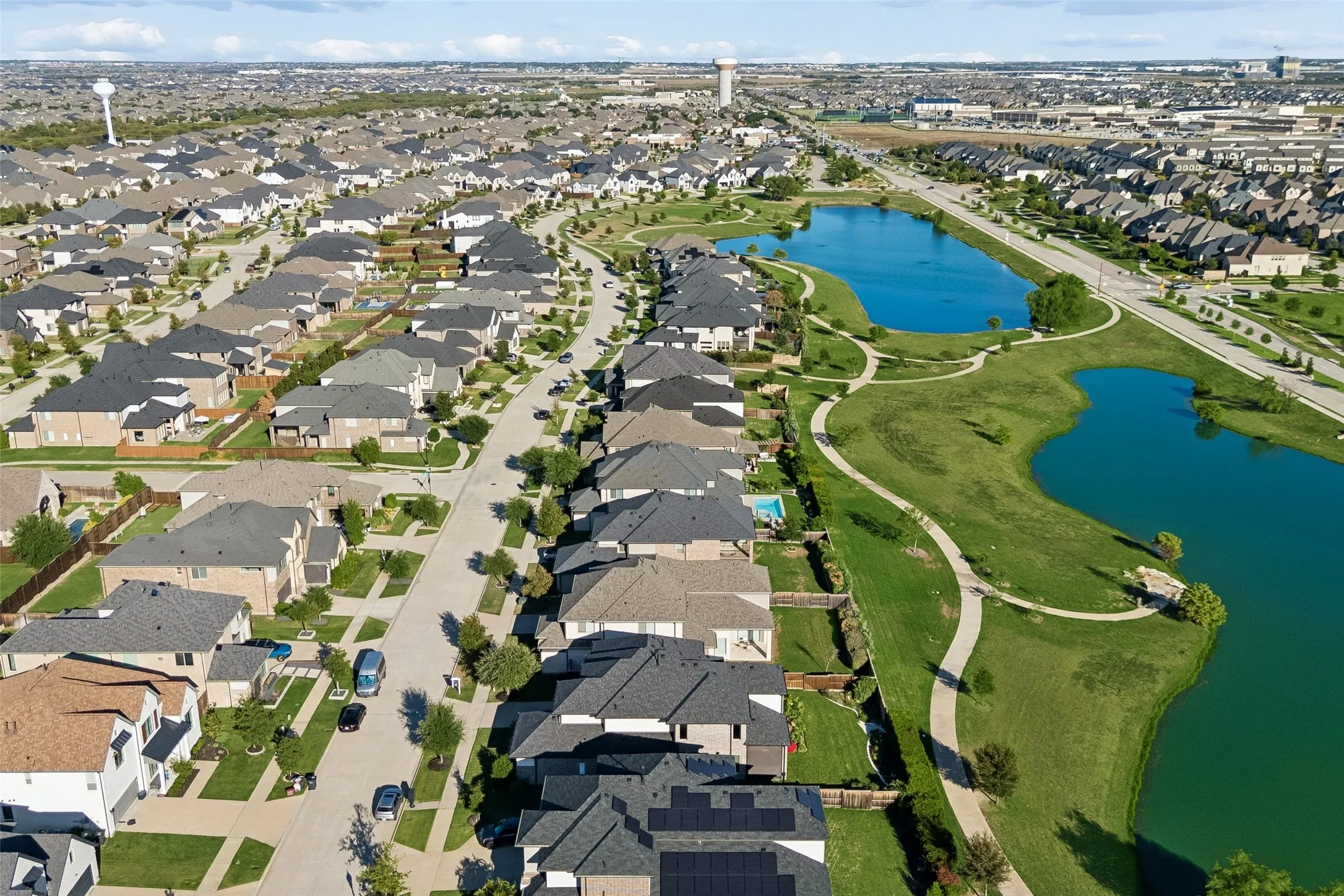 Single Family Residence For Sale in Denton County , 4151 Woodbine Lane, Prosper, Texas 75078, 4 Bedroom, 5 Bathroom, 3 Garage spaces, 4,083 Sqft, built in 2018, mls#21401458, Real Estate Agent in Prosper, Homes For Sale in Denton county, Homes For Sale in Prosper, Realtor in Prosper Texas, Real Estate Brokerage Independent Realty Texas, Luminita Cordes Realtor