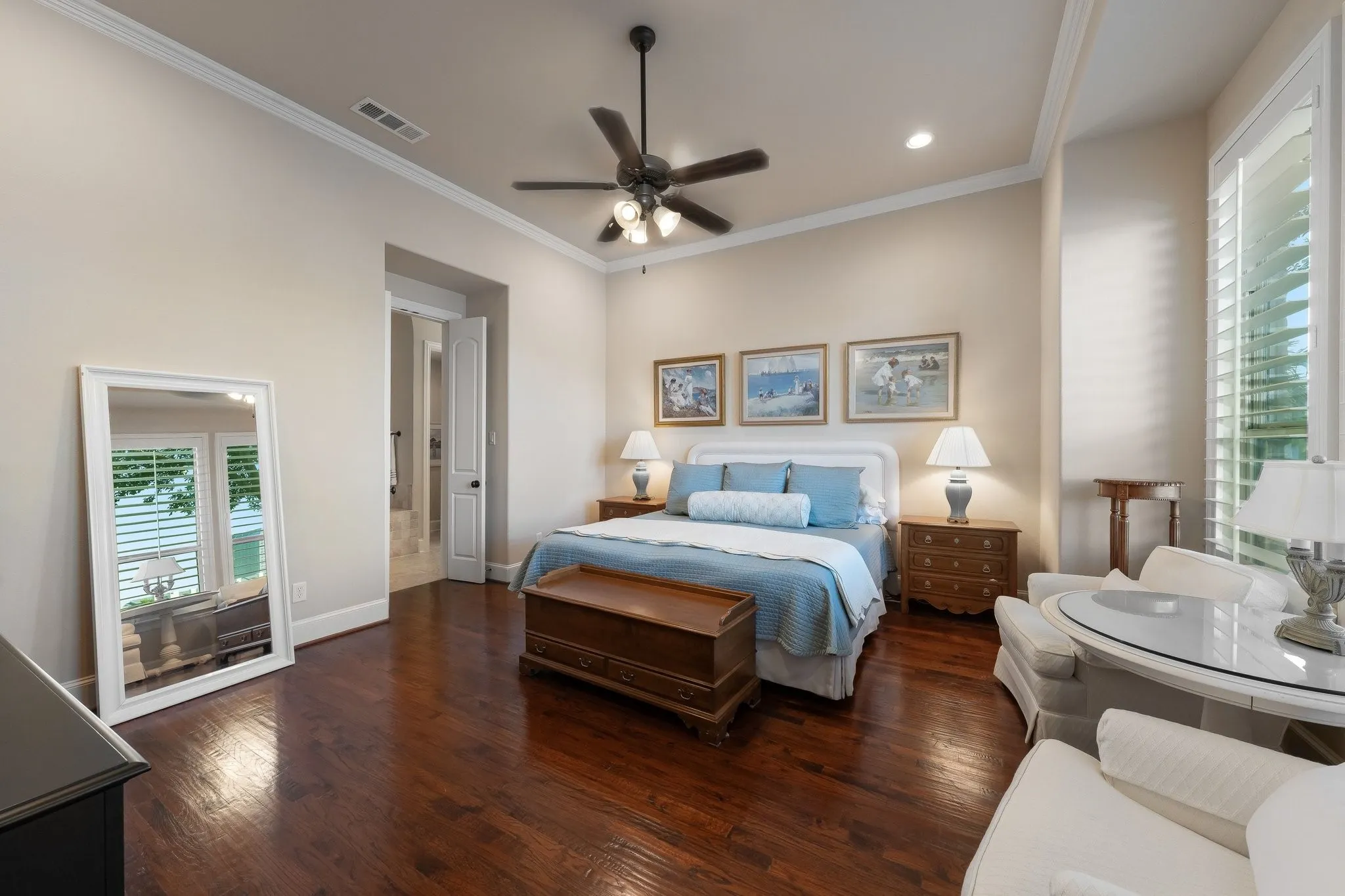 Single Family Residence For Sale in Dallas County , 5723 Waterview Drive, Irving, Texas 75039, 4 Bedroom, 5 Bathroom, 2 Garage spaces, 3,922 Sqft, built in 2012, mls#21404303, Real Estate Agent in Irving, Homes For Sale in Dallas county, Homes For Sale in Irving, Realtor in Irving Texas, Real Estate Brokerage Independent Realty Texas, Luminita Cordes Realtor