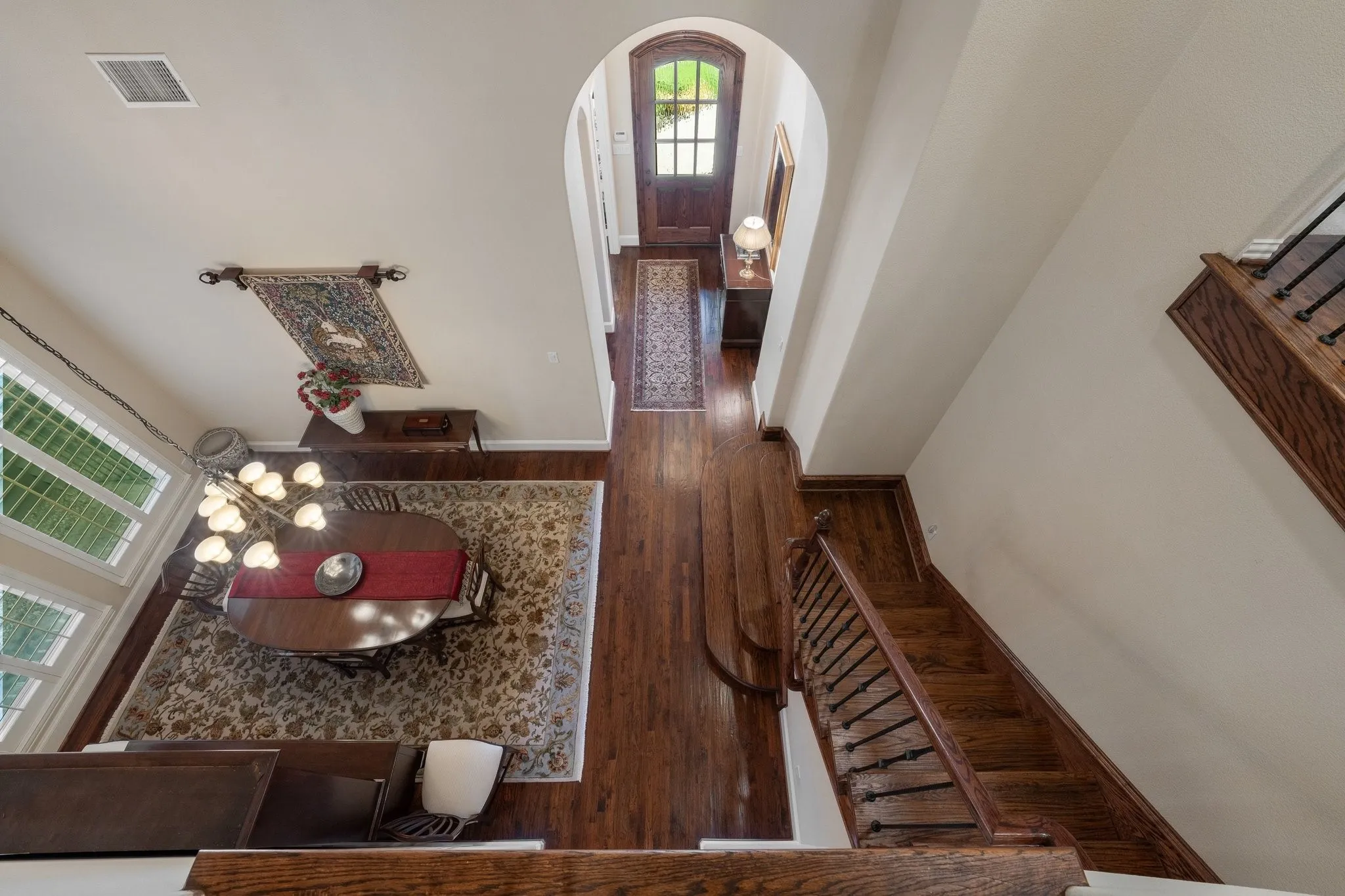 Single Family Residence For Sale in Dallas County , 5723 Waterview Drive, Irving, Texas 75039, 4 Bedroom, 5 Bathroom, 2 Garage spaces, 3,922 Sqft, built in 2012, mls#21404303, Real Estate Agent in Irving, Homes For Sale in Dallas county, Homes For Sale in Irving, Realtor in Irving Texas, Real Estate Brokerage Independent Realty Texas, Luminita Cordes Realtor