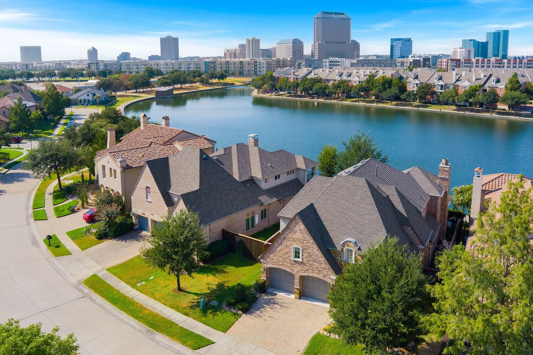 Single Family Residence For Sale