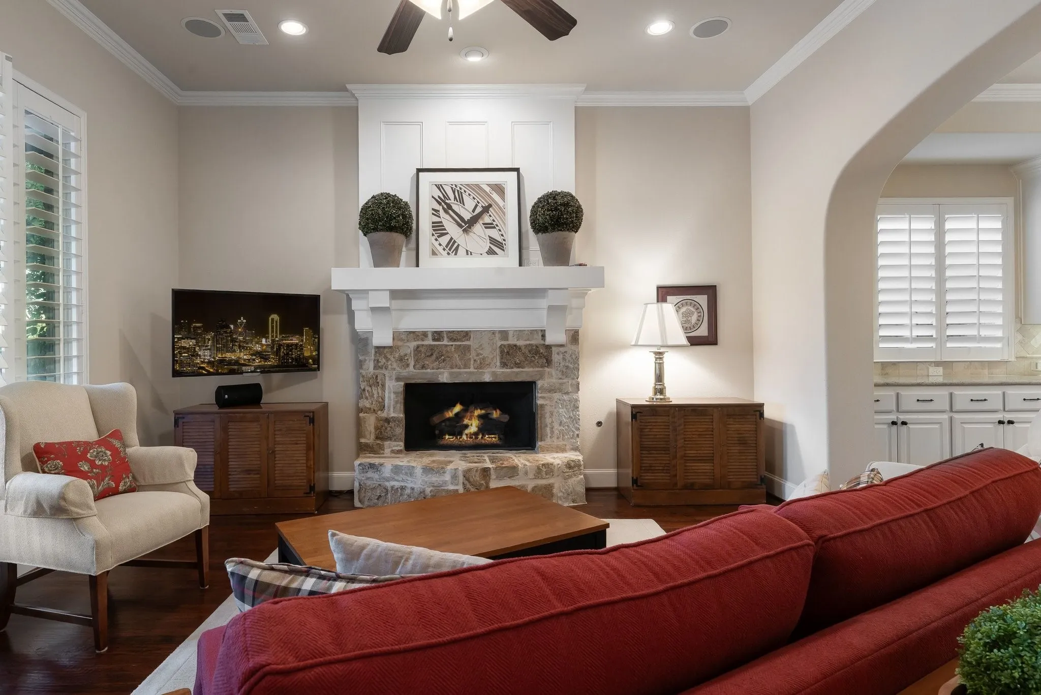Single Family Residence For Sale in Dallas County , 5723 Waterview Drive, Irving, Texas 75039, 4 Bedroom, 5 Bathroom, 2 Garage spaces, 3,922 Sqft, built in 2012, mls#21404303, Real Estate Agent in Irving, Homes For Sale in Dallas county, Homes For Sale in Irving, Realtor in Irving Texas, Real Estate Brokerage Independent Realty Texas, Luminita Cordes Realtor