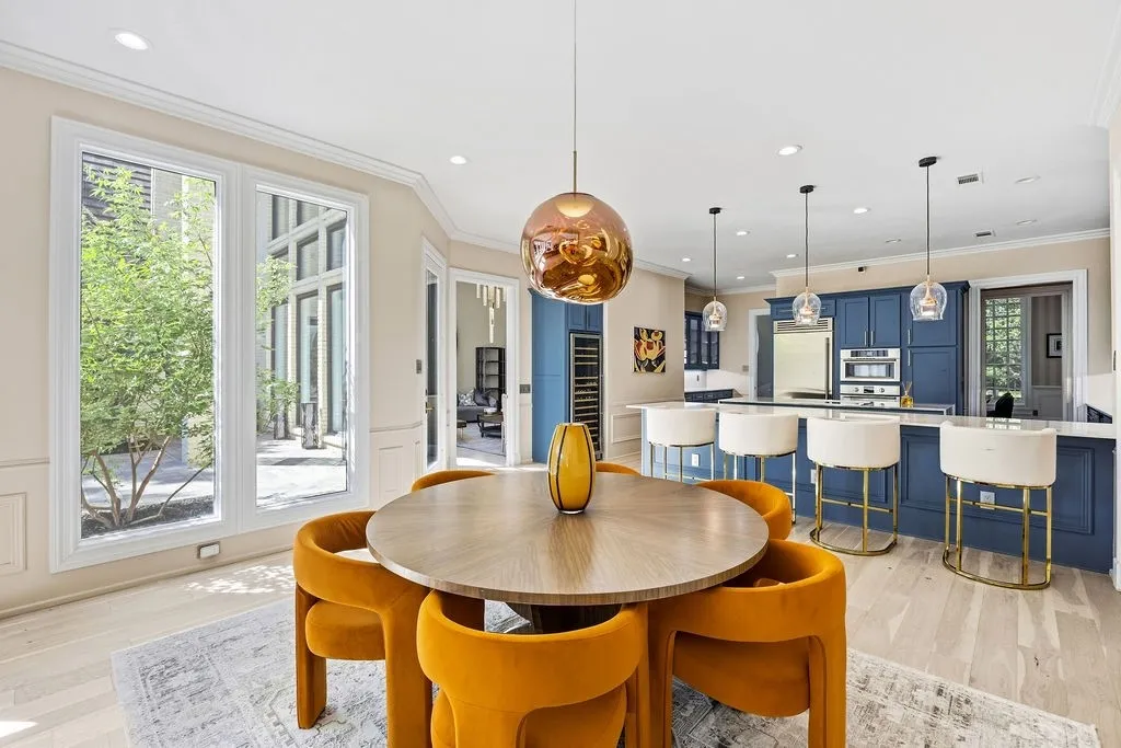 Single Family Residence For Sale in Collin County , 17632 Harbord Oaks Circle, Dallas, Texas 75252, 5 Bedroom, 5 Bathroom, 3 Garage spaces, 5,635 Sqft, built in 1988, mls#21394825, Real Estate Agent in Dallas, Homes For Sale in Collin county, Homes For Sale in Dallas, Realtor in Dallas Texas, Real Estate Brokerage Independent Realty Texas, Luminita Cordes Realtor