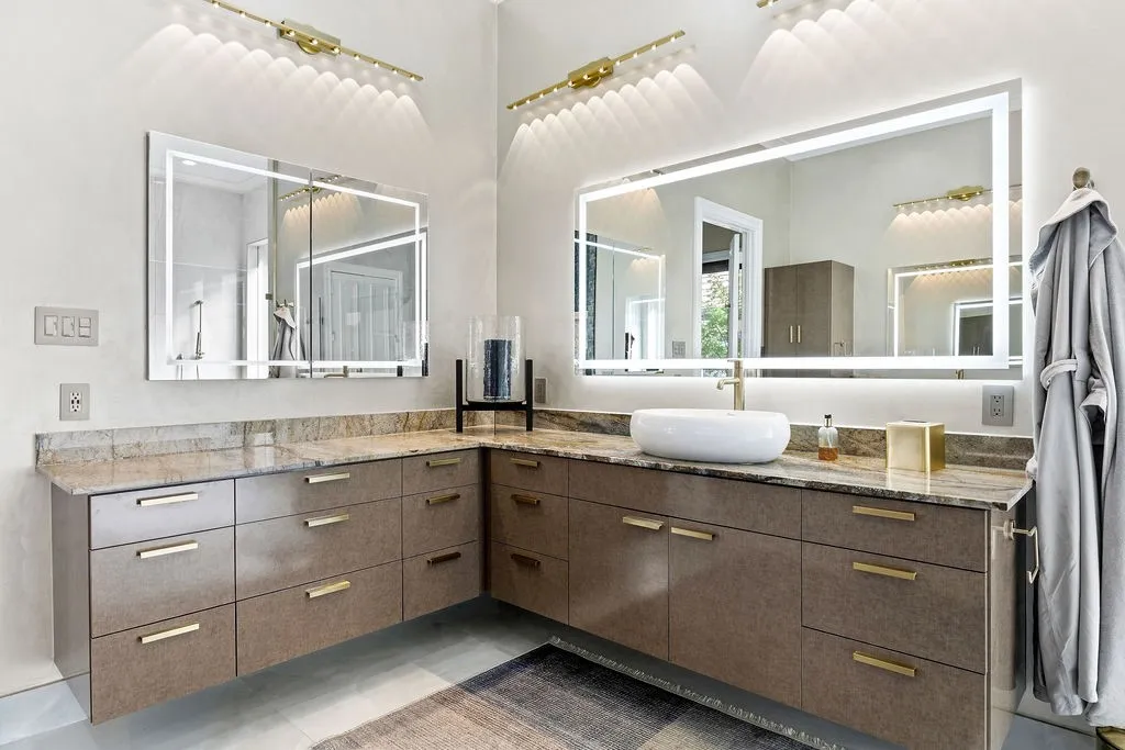 Single Family Residence For Sale in Collin County , 17632 Harbord Oaks Circle, Dallas, Texas 75252, 5 Bedroom, 5 Bathroom, 3 Garage spaces, 5,635 Sqft, built in 1988, mls#21394825, Real Estate Agent in Dallas, Homes For Sale in Collin county, Homes For Sale in Dallas, Realtor in Dallas Texas, Real Estate Brokerage Independent Realty Texas, Luminita Cordes Realtor