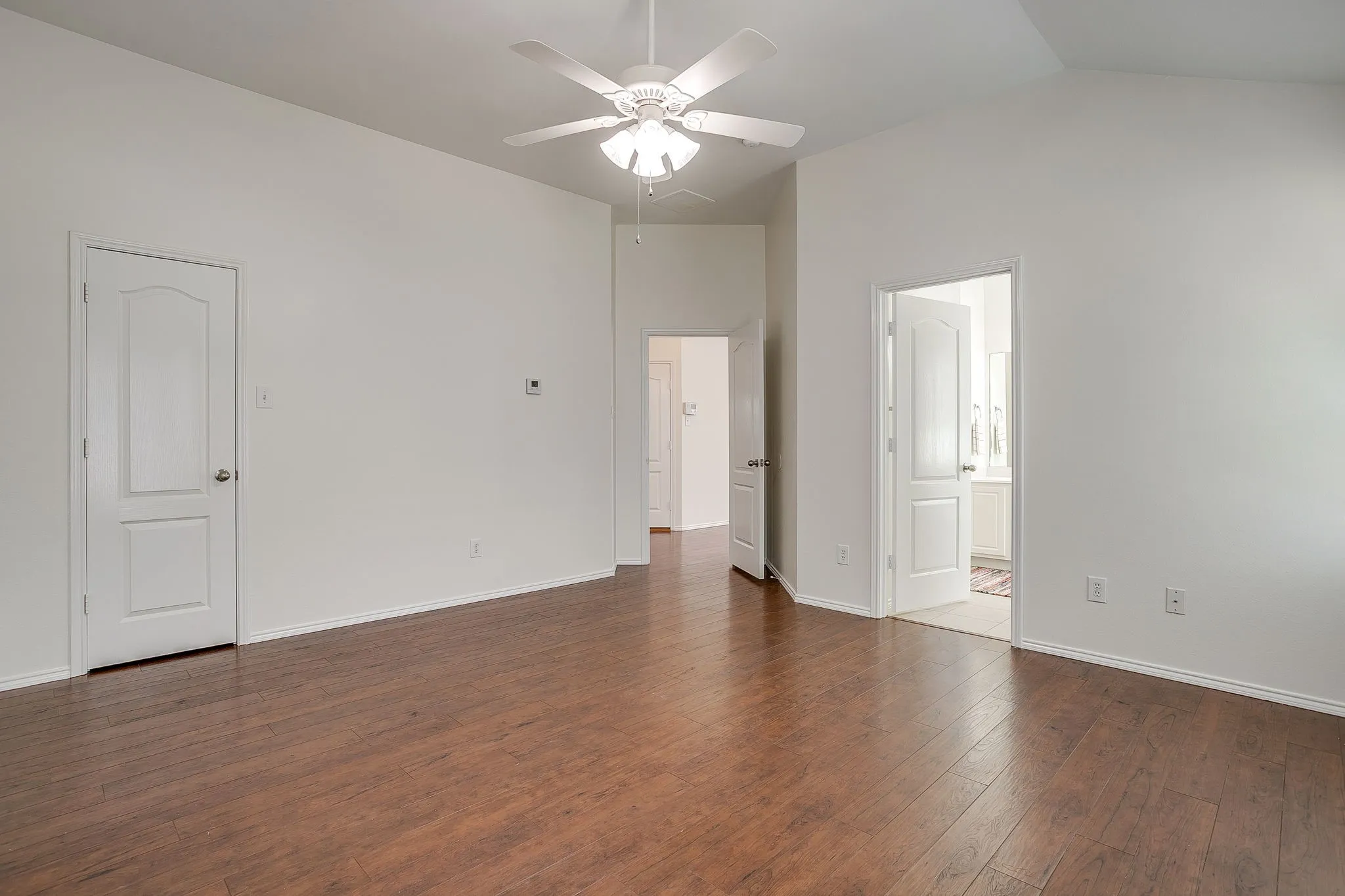 Single Family Residence For Rent in Tarrant County , 6220 Granite Creek Drive, Fort Worth, Texas 76179, 4 Bedroom, 2 Bathroom, 2 Garage spaces, 2,096 Sqft, built in 2008, mls#21406752, Real Estate Agent in Fort Worth, Homes For Rent in Tarrant county, Homes For Rent in Fort Worth, Realtor in Fort Worth Texas, Real Estate Brokerage Independent Realty Texas, Luminita Cordes Realtor