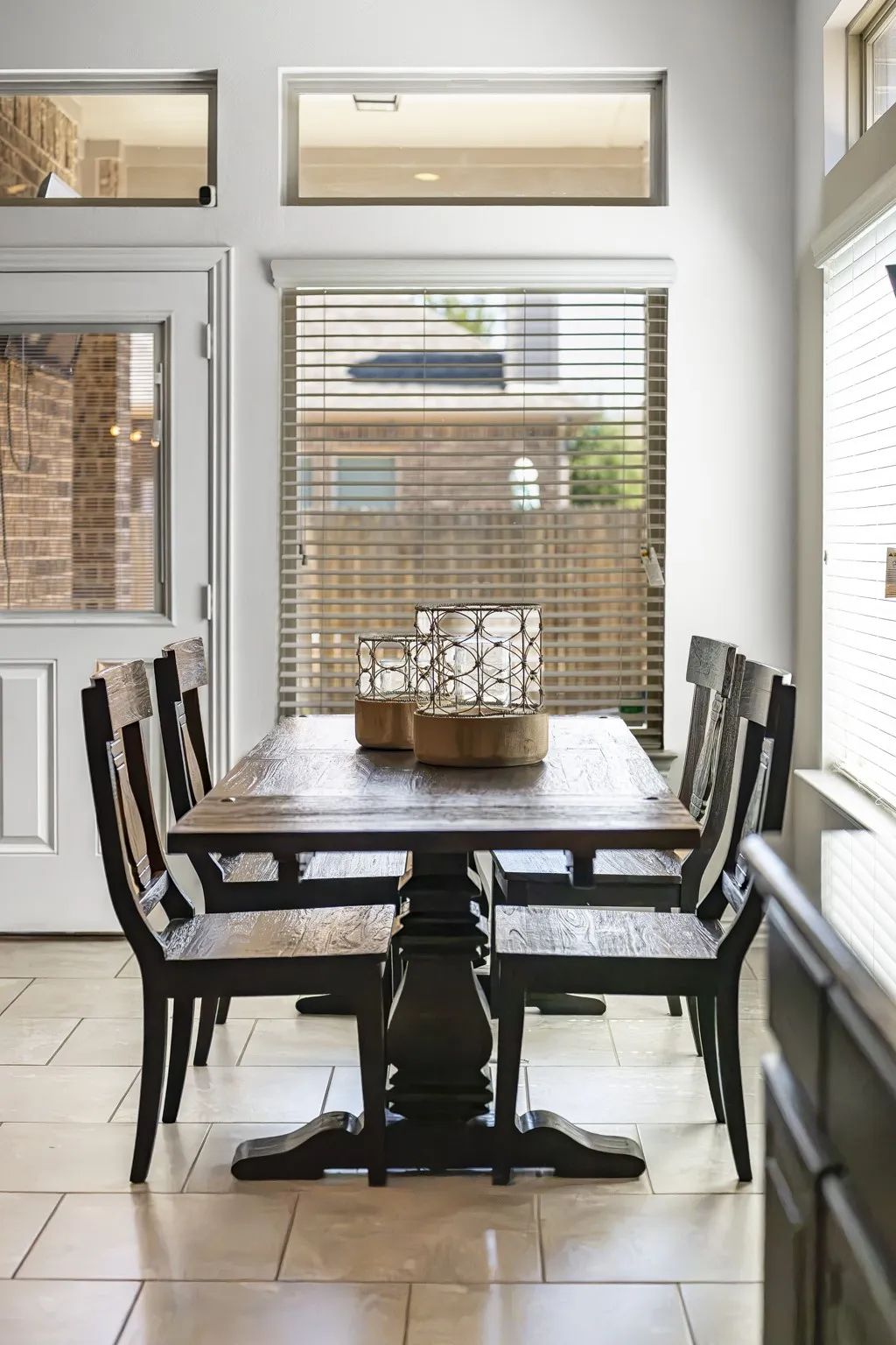 Single Family Residence For Sale in Tarrant County , 12848 Palancar Drive, Fort Worth, Texas 76244, 3 Bedroom, 2 Bathroom, 2 Garage spaces, 1,995 Sqft, built in 2016, mls#21405833, Real Estate Agent in Fort Worth, Homes For Sale in Tarrant county, Homes For Sale in Fort Worth, Realtor in Fort Worth Texas, Real Estate Brokerage Independent Realty Texas, Luminita Cordes Realtor
