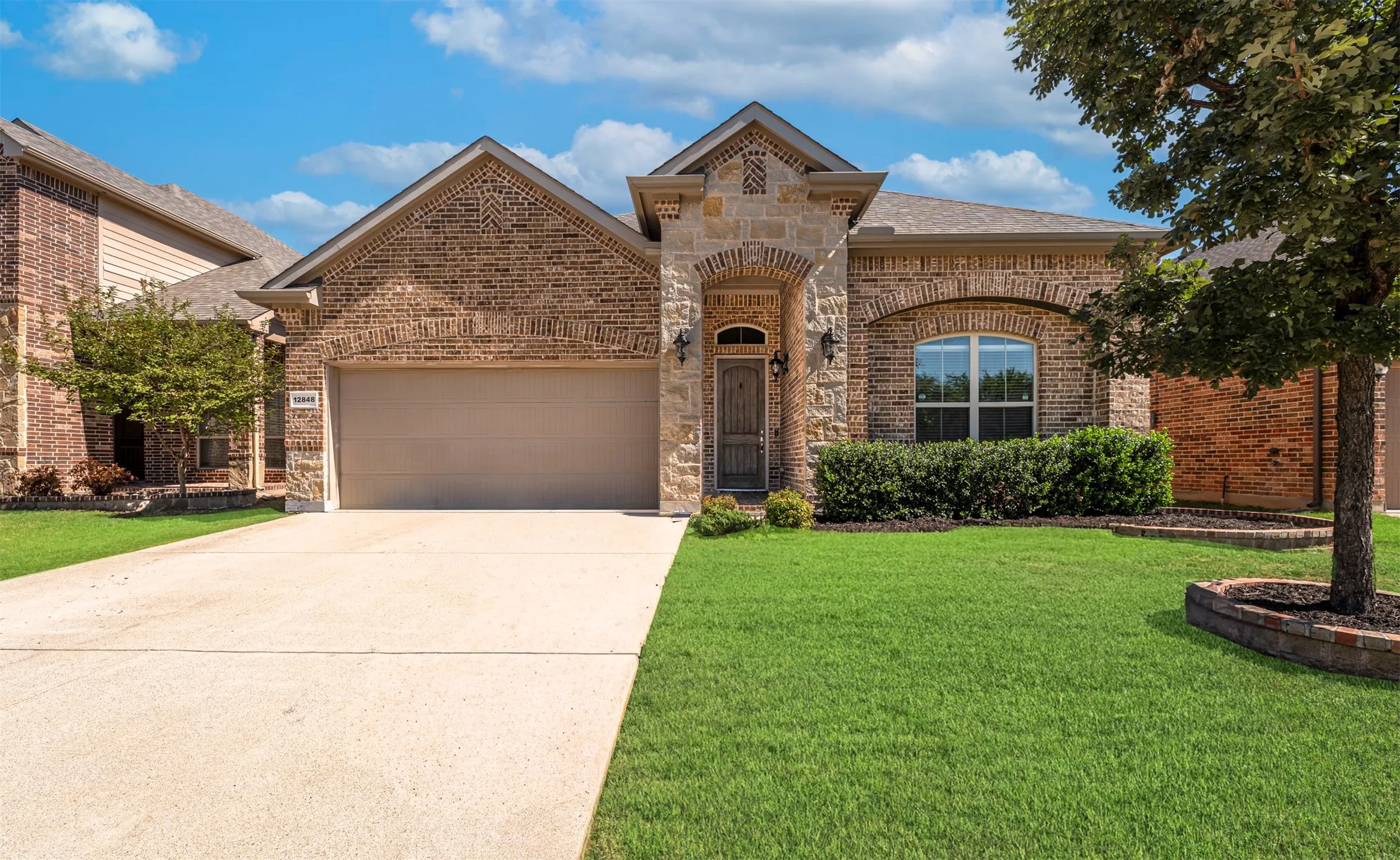 Single Family Residence For Sale in Tarrant County , 12848 Palancar Drive, Fort Worth, Texas 76244, 3 Bedroom, 2 Bathroom, 2 Garage spaces, 1,995 Sqft, built in 2016, mls#21405833, Real Estate Agent in Fort Worth, Homes For Sale in Tarrant county, Homes For Sale in Fort Worth, Realtor in Fort Worth Texas, Real Estate Brokerage Independent Realty Texas, Luminita Cordes Realtor