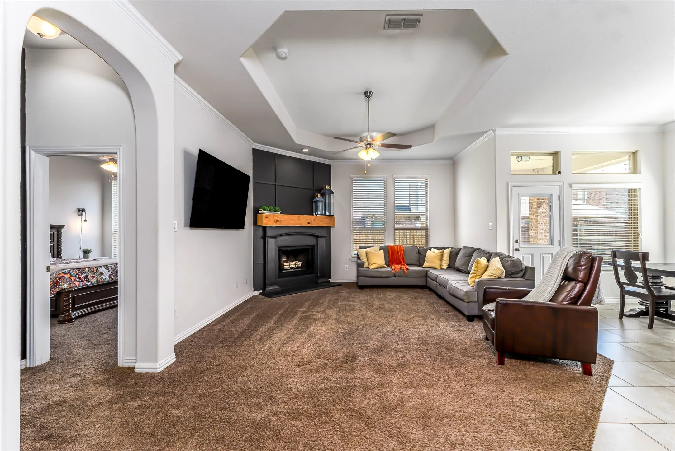 Single Family Residence For Sale in Tarrant County , 12848 Palancar Drive, Fort Worth, Texas 76244, 3 Bedroom, 2 Bathroom, 2 Garage spaces, 1,995 Sqft, built in 2016, mls#21405833, Real Estate Agent in Fort Worth, Homes For Sale in Tarrant county, Homes For Sale in Fort Worth, Realtor in Fort Worth Texas, Real Estate Brokerage Independent Realty Texas, Luminita Cordes Realtor