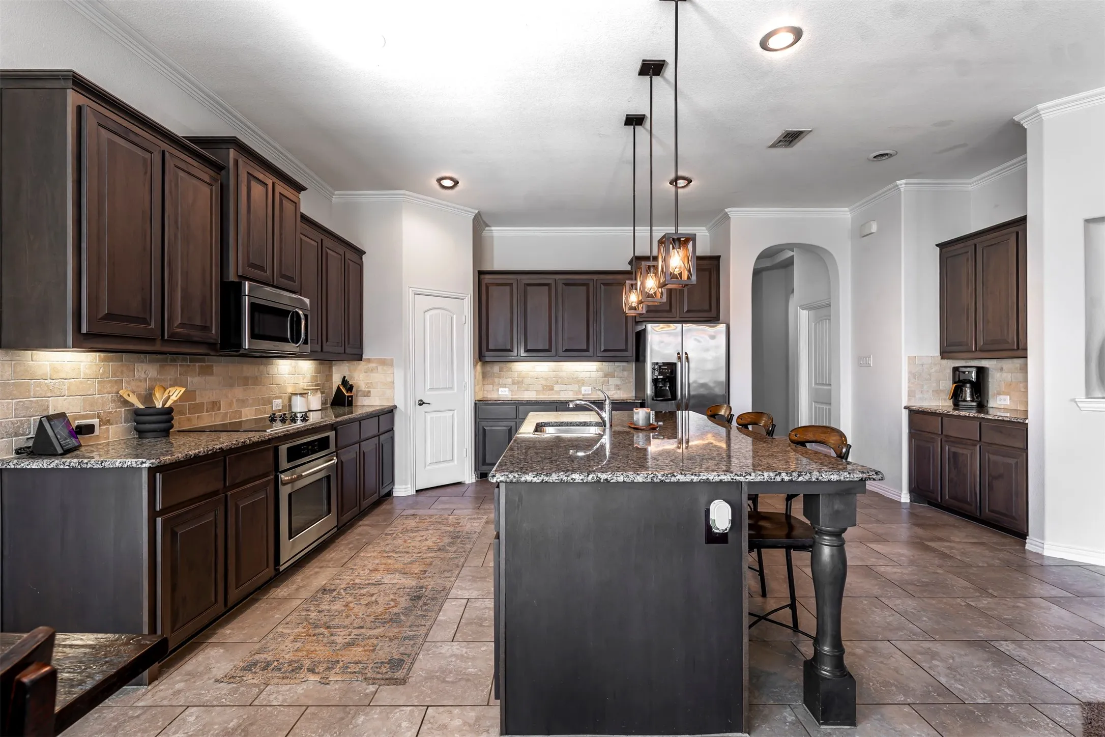 Single Family Residence For Sale in Tarrant County , 12848 Palancar Drive, Fort Worth, Texas 76244, 3 Bedroom, 2 Bathroom, 2 Garage spaces, 1,995 Sqft, built in 2016, mls#21405833, Real Estate Agent in Fort Worth, Homes For Sale in Tarrant county, Homes For Sale in Fort Worth, Realtor in Fort Worth Texas, Real Estate Brokerage Independent Realty Texas, Luminita Cordes Realtor