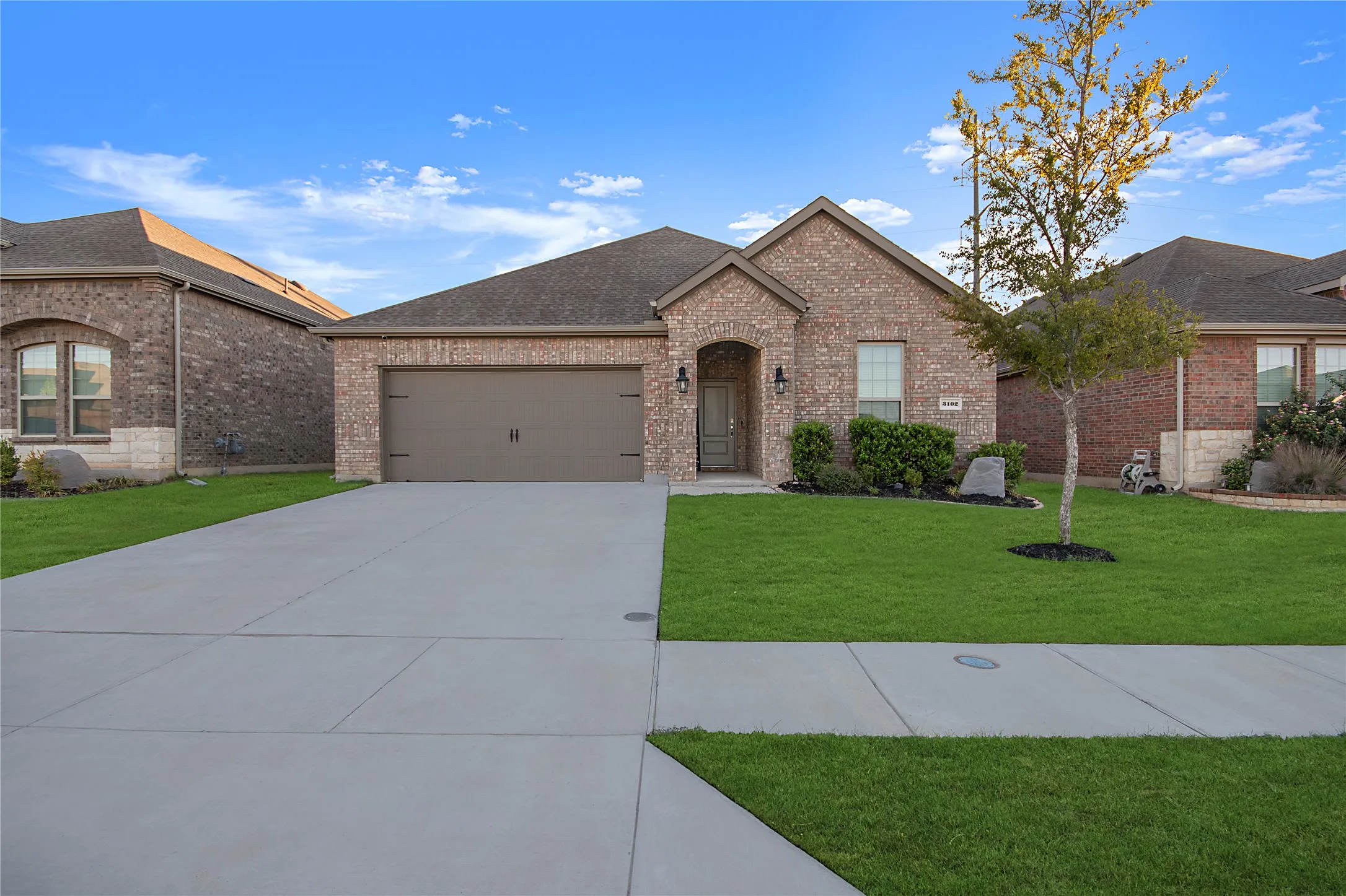Single Family Residence For Rent