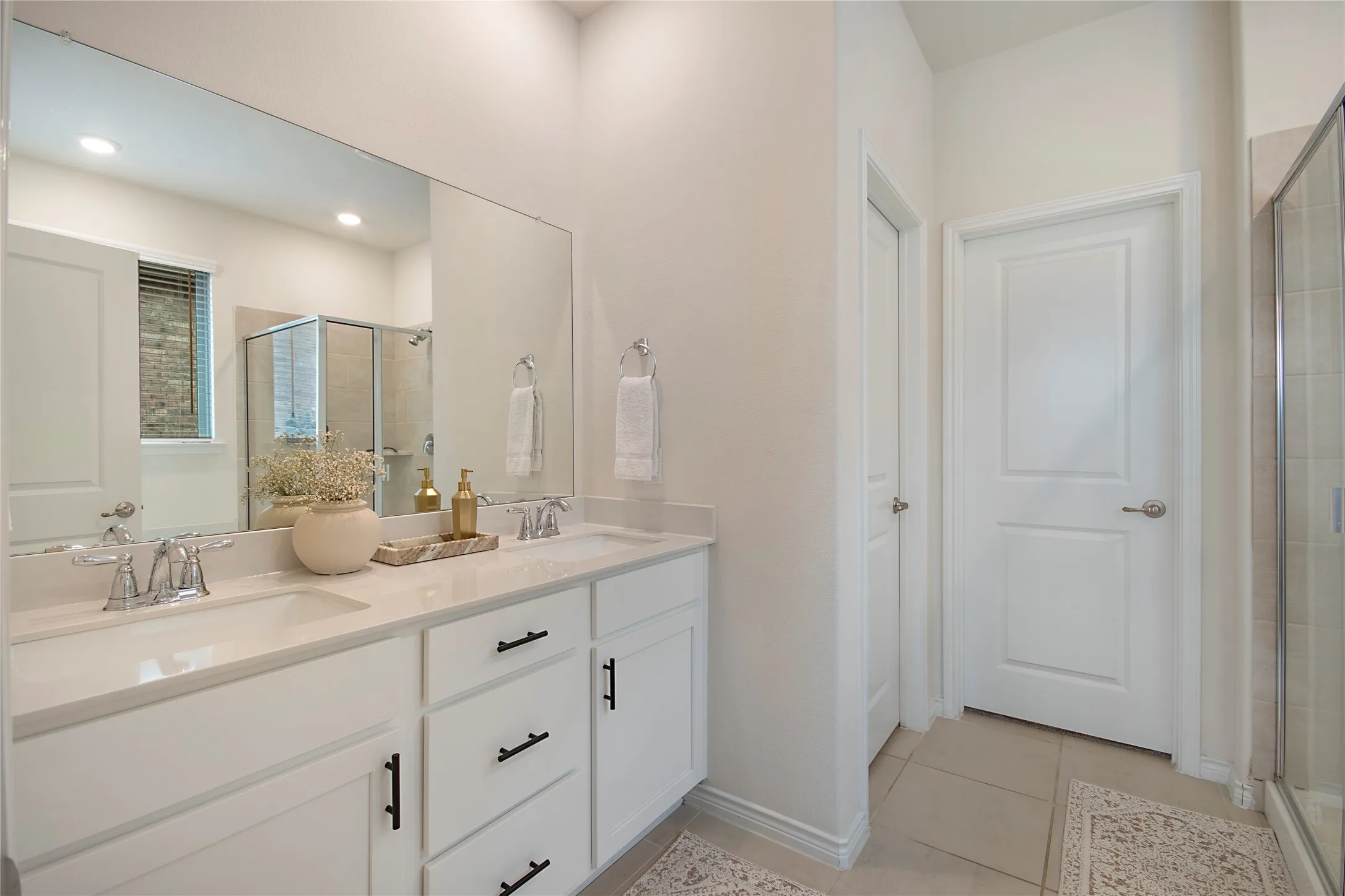 Single Family Residence For Rent in Denton County , 3102 Moccasin Lane, Aubrey, Texas 76227, 4 Bedroom, 2 Bathroom, 2 Garage spaces, 1,850 Sqft, built in 2023, mls#21406757, Real Estate Agent in Aubrey, Homes For Rent in Denton county, Homes For Rent in Aubrey, Realtor in Aubrey Texas, Real Estate Brokerage Independent Realty Texas, Luminita Cordes Realtor