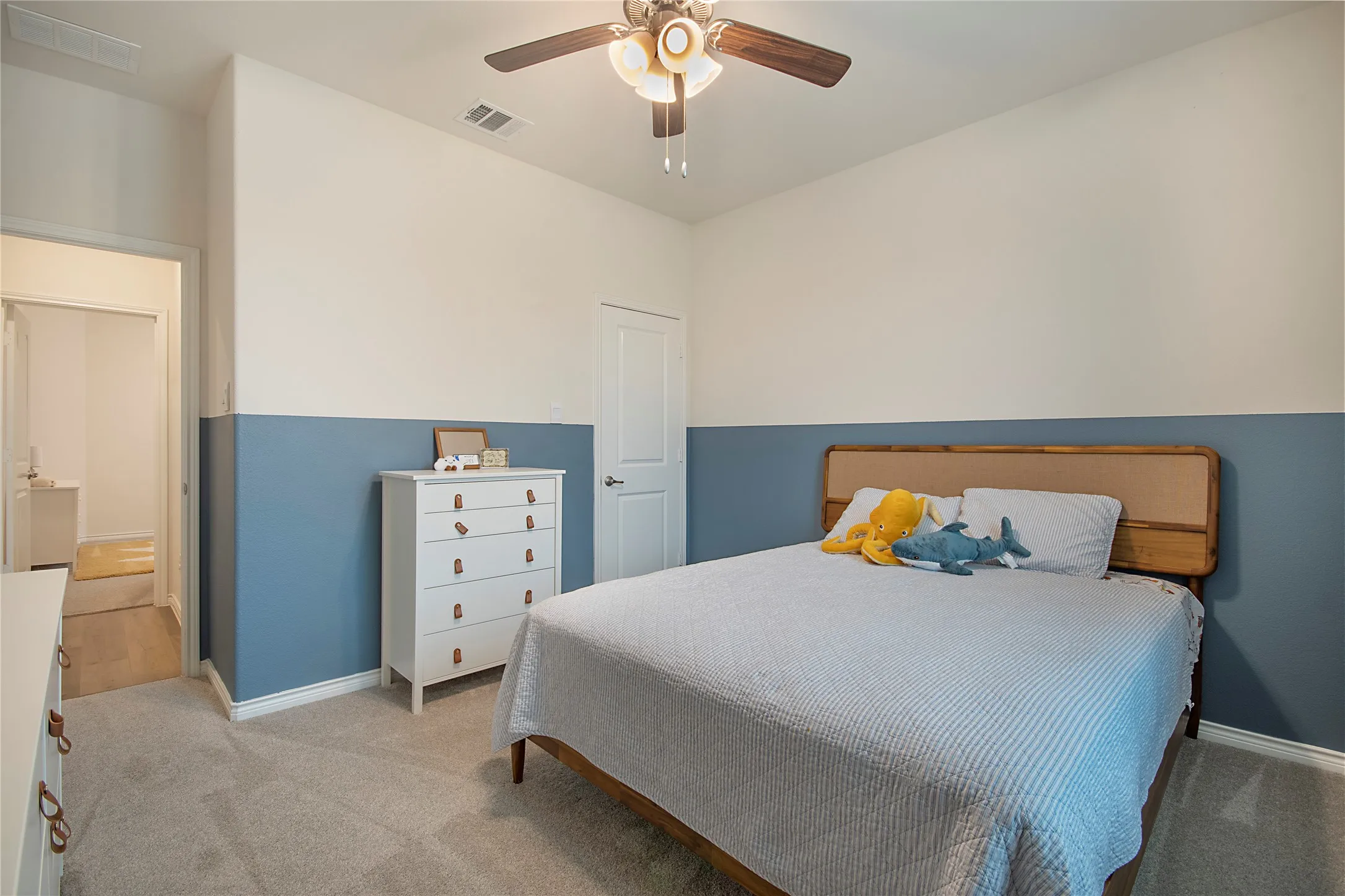 Single Family Residence For Rent in Denton County , 3102 Moccasin Lane, Aubrey, Texas 76227, 4 Bedroom, 2 Bathroom, 2 Garage spaces, 1,850 Sqft, built in 2023, mls#21406757, Real Estate Agent in Aubrey, Homes For Rent in Denton county, Homes For Rent in Aubrey, Realtor in Aubrey Texas, Real Estate Brokerage Independent Realty Texas, Luminita Cordes Realtor