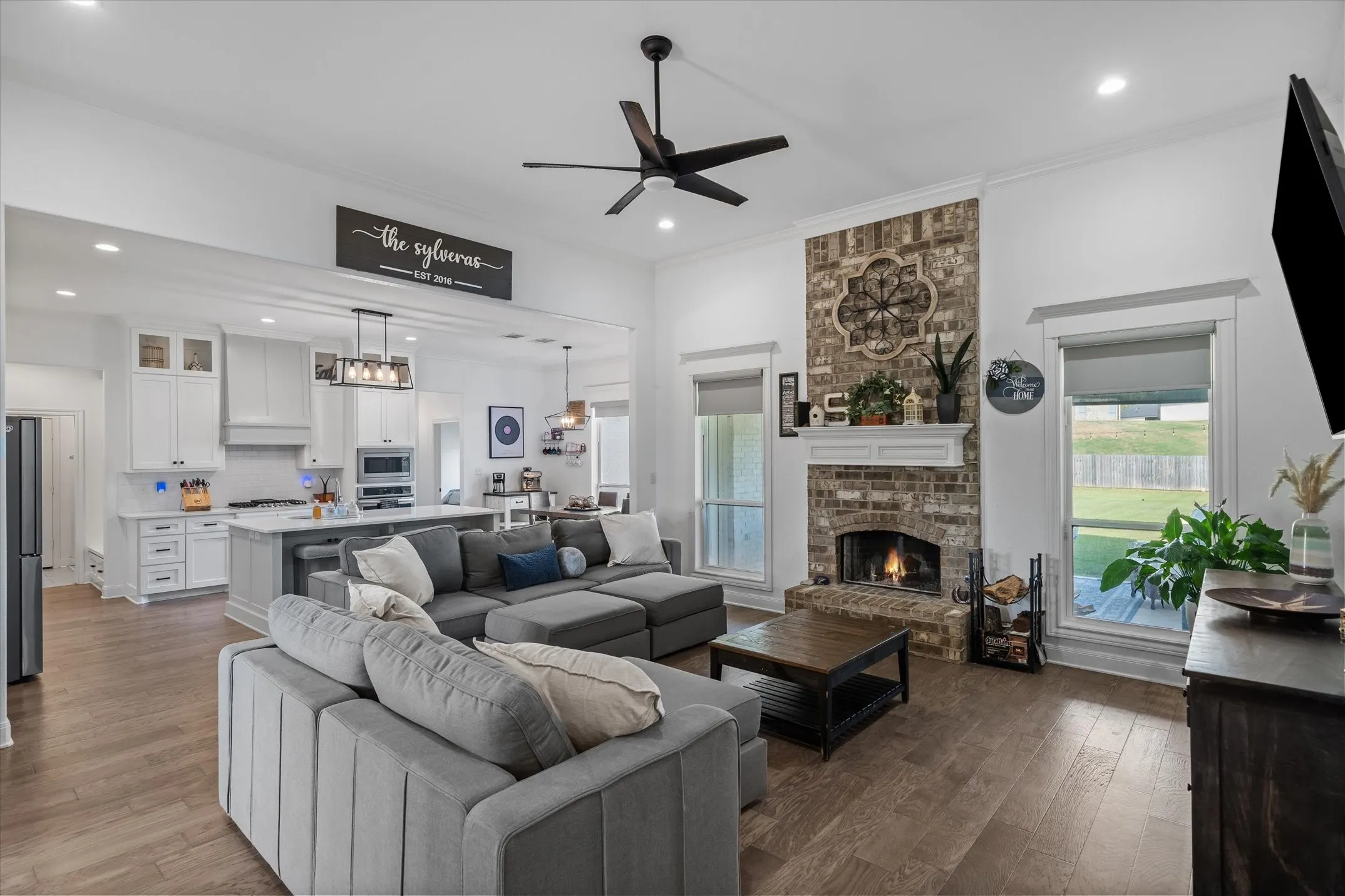 Single Family Residence For Sale in Smith County , 14312 COUNTY ROAD 192, Tyler, Texas 75703, 4 Bedroom, 2 Bathroom, Garage spaces, 2,325 Sqft, built in 2021, mls#21406758, Real Estate Agent in Tyler, Homes For Sale in Smith county, Homes For Sale in Tyler, Realtor in Tyler Texas, Real Estate Brokerage Independent Realty Texas, Luminita Cordes Realtor