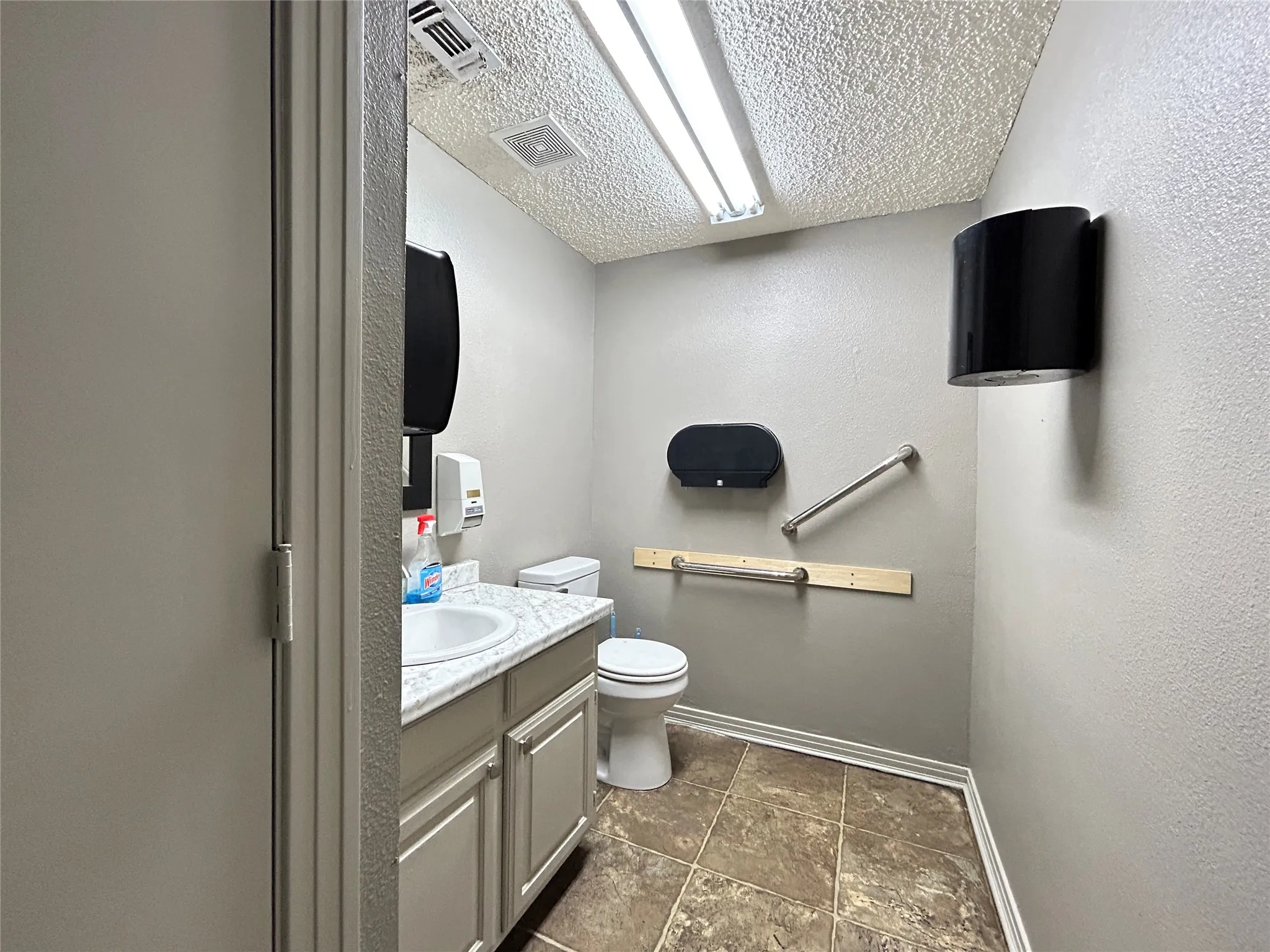 Office For Rent in Hopkins County , 122 Lee Street, Sulphur Springs, Texas 75482, 0, 0, Garage spaces, 0 Sqft, built in 1983, mls#21406747, Real Estate Agent in Sulphur Springs, Homes For Rent in Hopkins county, Homes For Rent in Sulphur Springs, Realtor in Sulphur Springs Texas, Real Estate Brokerage Independent Realty Texas, Luminita Cordes Realtor