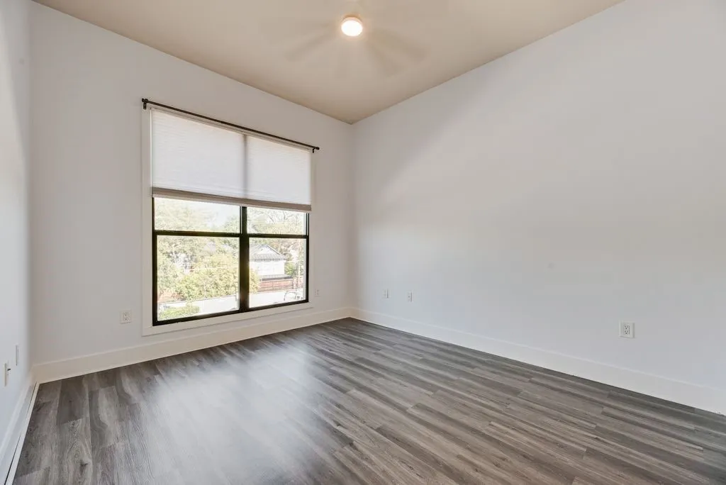 Condominium For Sale in Dallas County , 4414 Cedar Springs Road 318, Dallas, Texas 75219, 2 Bedroom, 1 Bathroom, Garage spaces, 963 Sqft, built in 2003, mls#21406685, Real Estate Agent in Dallas, Homes For Sale in Dallas county, Homes For Sale in Dallas, Realtor in Dallas Texas, Real Estate Brokerage Independent Realty Texas, Luminita Cordes Realtor