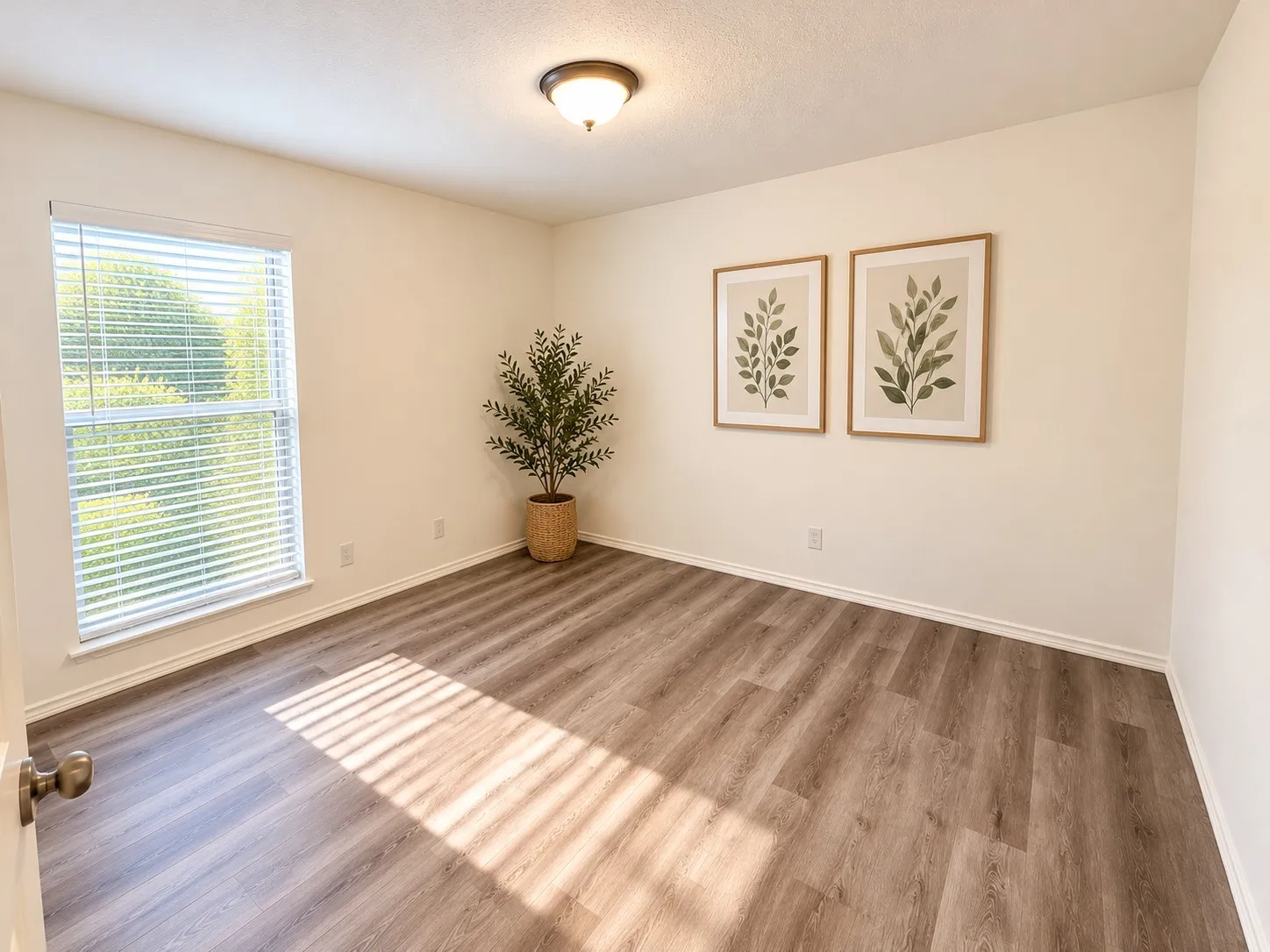 Single Family Residence For Rent in Collin County , 1101 Lombardy. Drive, Plano, Texas 75023, 4 Bedroom, 2 Bathroom, 2 Garage spaces, 2,051 Sqft, built in 1980, mls#21406474, Real Estate Agent in Plano, Homes For Rent in Collin county, Homes For Rent in Plano, Realtor in Plano Texas, Real Estate Brokerage Independent Realty Texas, Luminita Cordes Realtor