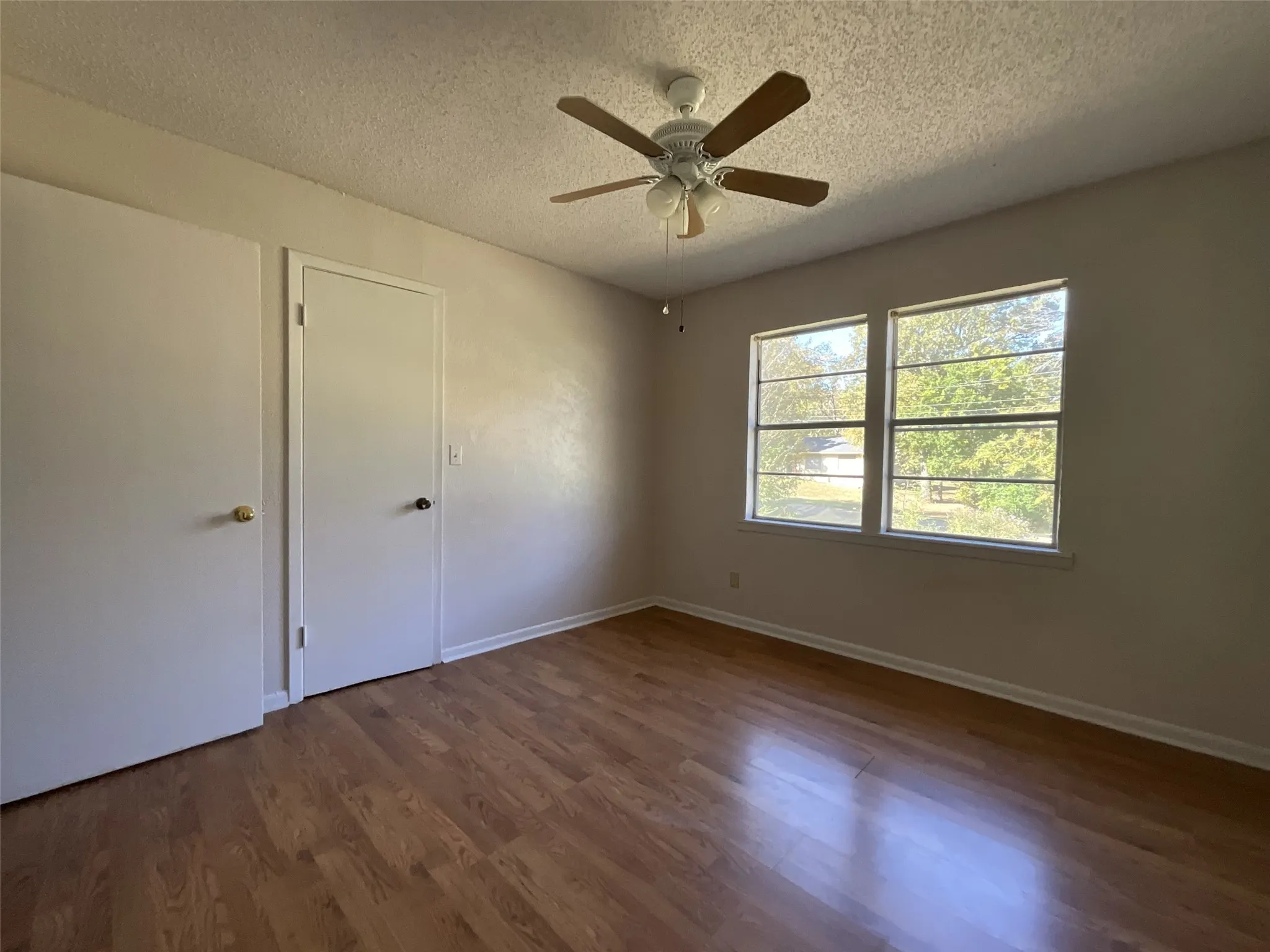 Single Family Residence For Rent in Van Zandt County , 1130 Clay Street, Canton, Texas 75103, 3 Bedroom, 1 Bathroom, Garage spaces, 1,096 Sqft, built in 1967, mls#21397446, Real Estate Agent in Canton, Homes For Rent in Van Zandt county, Homes For Rent in Canton, Realtor in Canton Texas, Real Estate Brokerage Independent Realty Texas, Luminita Cordes Realtor
