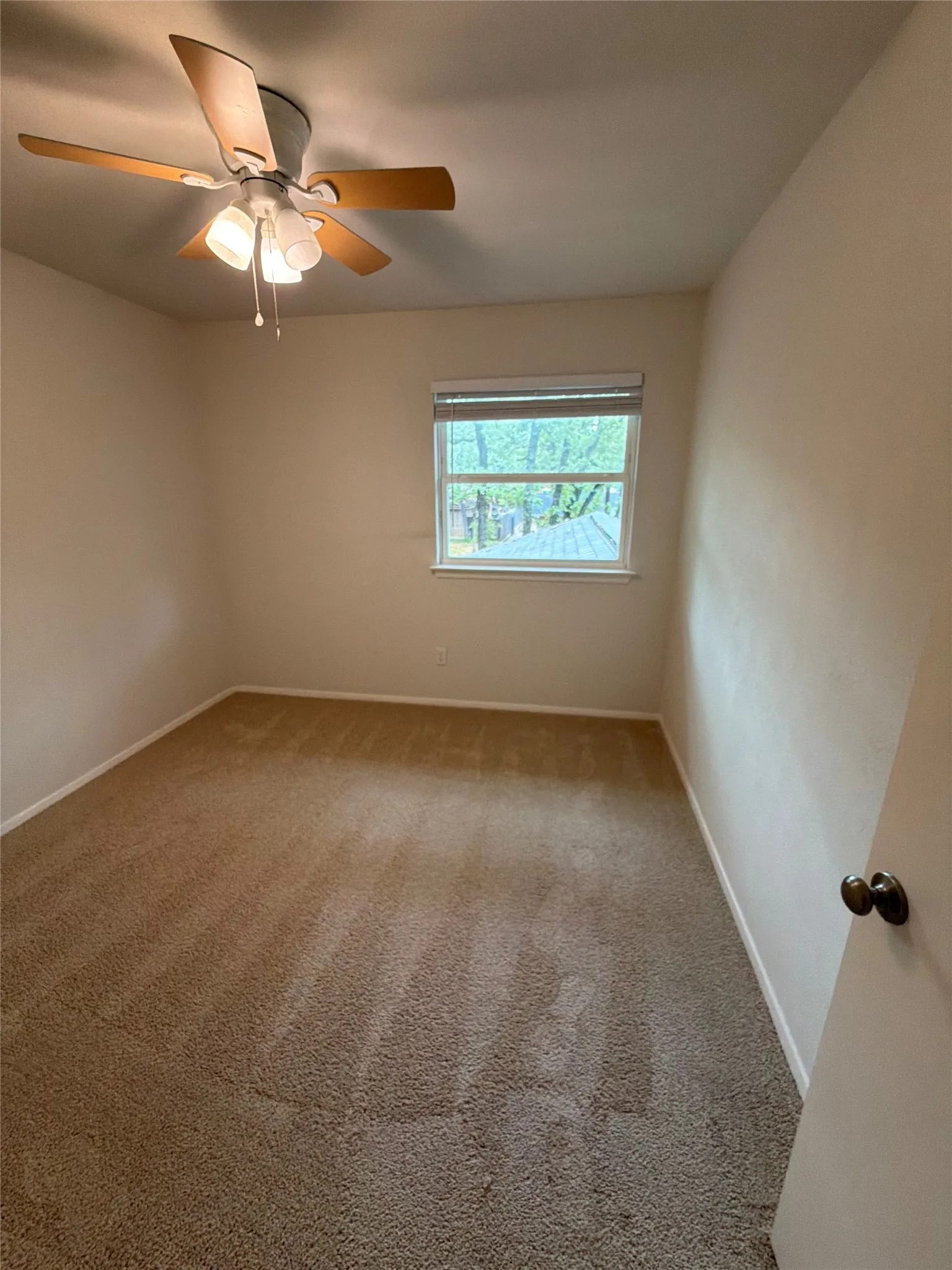 Single Family Residence For Sale in Tarrant County , 3411 Halifax Drive, Arlington, Texas 76013, 4 Bedroom, 2 Bathroom, 2 Garage spaces, 1,740 Sqft, built in 1966, mls#21405154, Real Estate Agent in Arlington, Homes For Sale in Tarrant county, Homes For Sale in Arlington, Realtor in Arlington Texas, Real Estate Brokerage Independent Realty Texas, Luminita Cordes Realtor