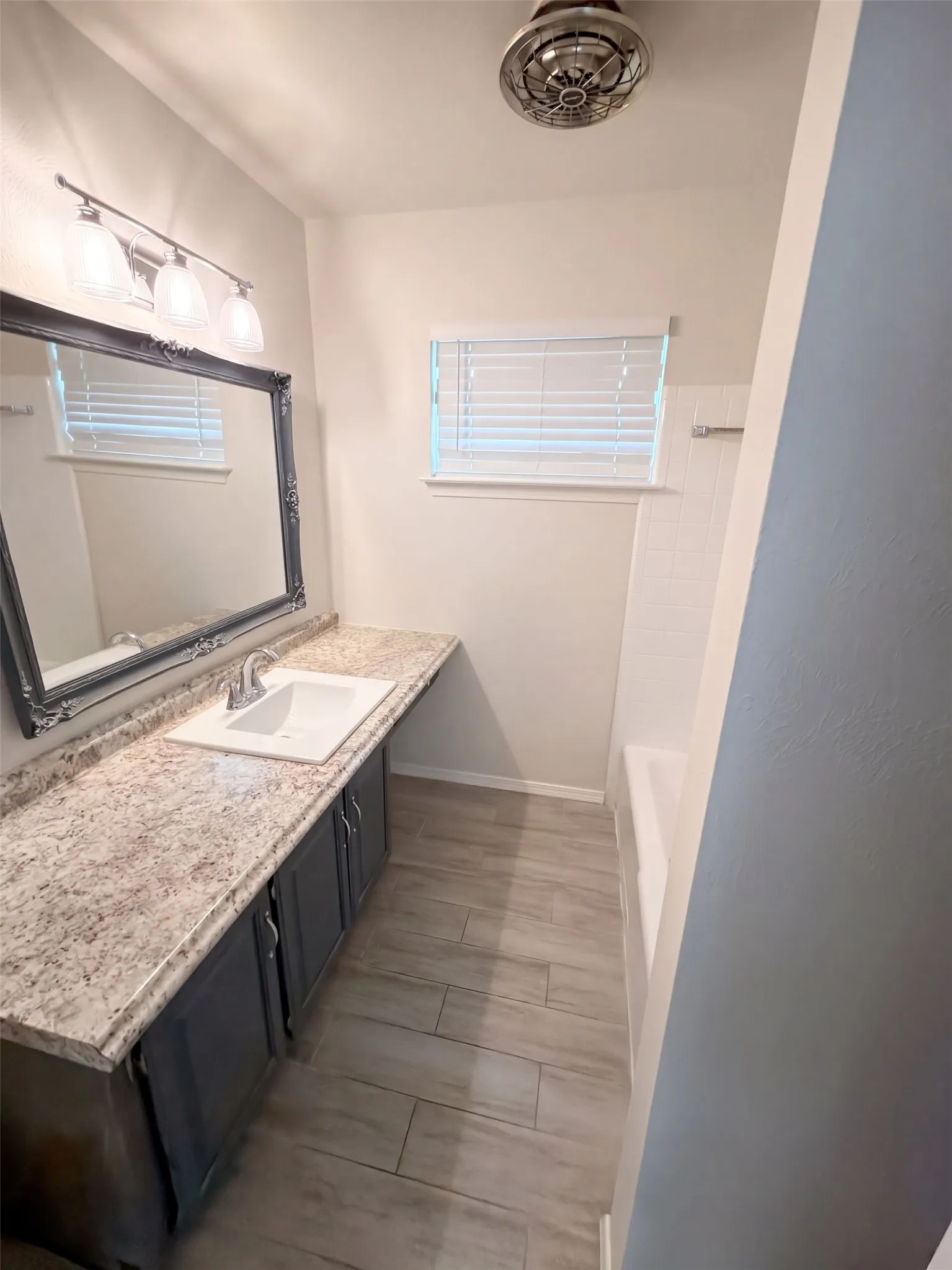 Single Family Residence For Sale in Tarrant County , 3411 Halifax Drive, Arlington, Texas 76013, 4 Bedroom, 2 Bathroom, 2 Garage spaces, 1,740 Sqft, built in 1966, mls#21405154, Real Estate Agent in Arlington, Homes For Sale in Tarrant county, Homes For Sale in Arlington, Realtor in Arlington Texas, Real Estate Brokerage Independent Realty Texas, Luminita Cordes Realtor