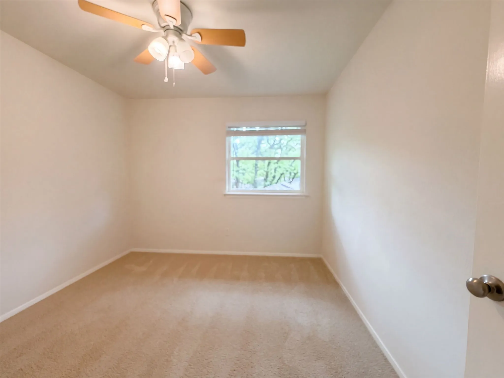 Single Family Residence For Sale in Tarrant County , 3411 Halifax Drive, Arlington, Texas 76013, 4 Bedroom, 2 Bathroom, 2 Garage spaces, 1,740 Sqft, built in 1966, mls#21405154, Real Estate Agent in Arlington, Homes For Sale in Tarrant county, Homes For Sale in Arlington, Realtor in Arlington Texas, Real Estate Brokerage Independent Realty Texas, Luminita Cordes Realtor