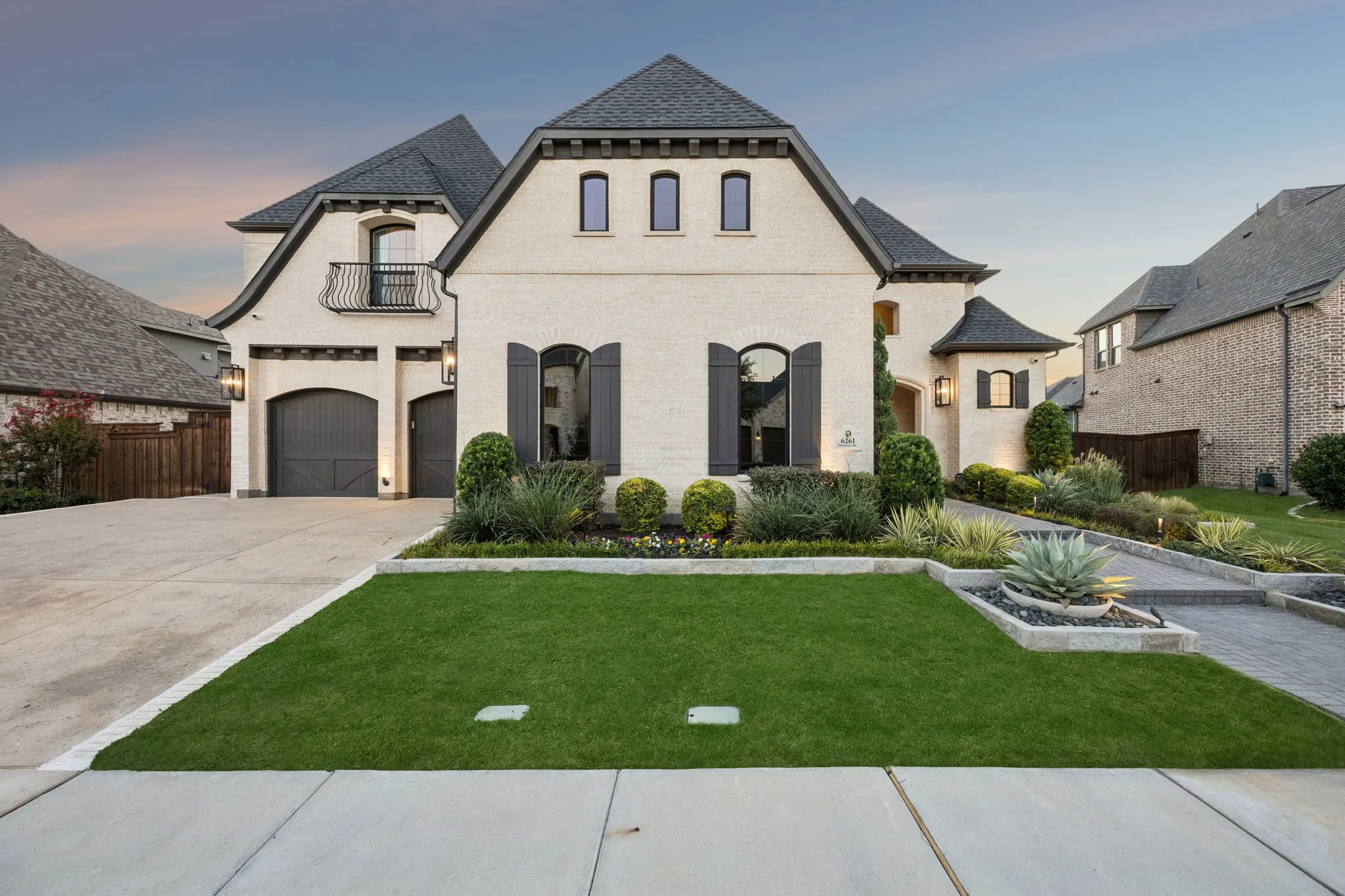 Single Family Residence For Sale in Denton County , 6261 Brentway Road, Frisco, Texas 75034, 5 Bedroom, 7 Bathroom, 3 Garage spaces, 4,880 Sqft, built in 2019, mls#21368194, Real Estate Agent in Frisco, Homes For Sale in Denton county, Homes For Sale in Frisco, Realtor in Frisco Texas, Real Estate Brokerage Independent Realty Texas, Luminita Cordes Realtor