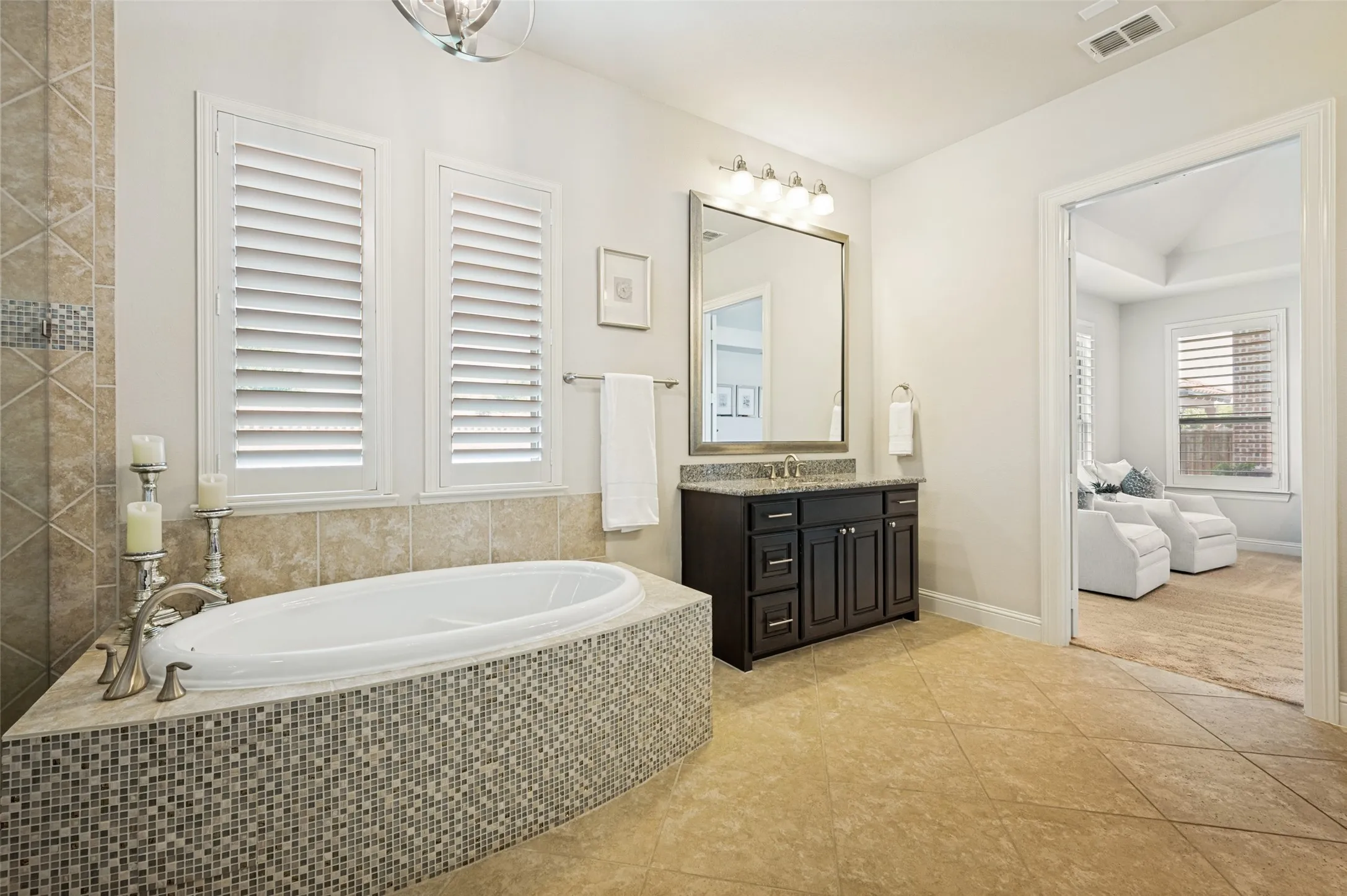 Single Family Residence For Sale in Denton County , 12910 Timber Crossing Drive, Frisco, Texas 75033, 4 Bedroom, 6 Bathroom, 3 Garage spaces, 4,094 Sqft, built in 2016, mls#21405666, Real Estate Agent in Frisco, Homes For Sale in Denton county, Homes For Sale in Frisco, Realtor in Frisco Texas, Real Estate Brokerage Independent Realty Texas, Luminita Cordes Realtor