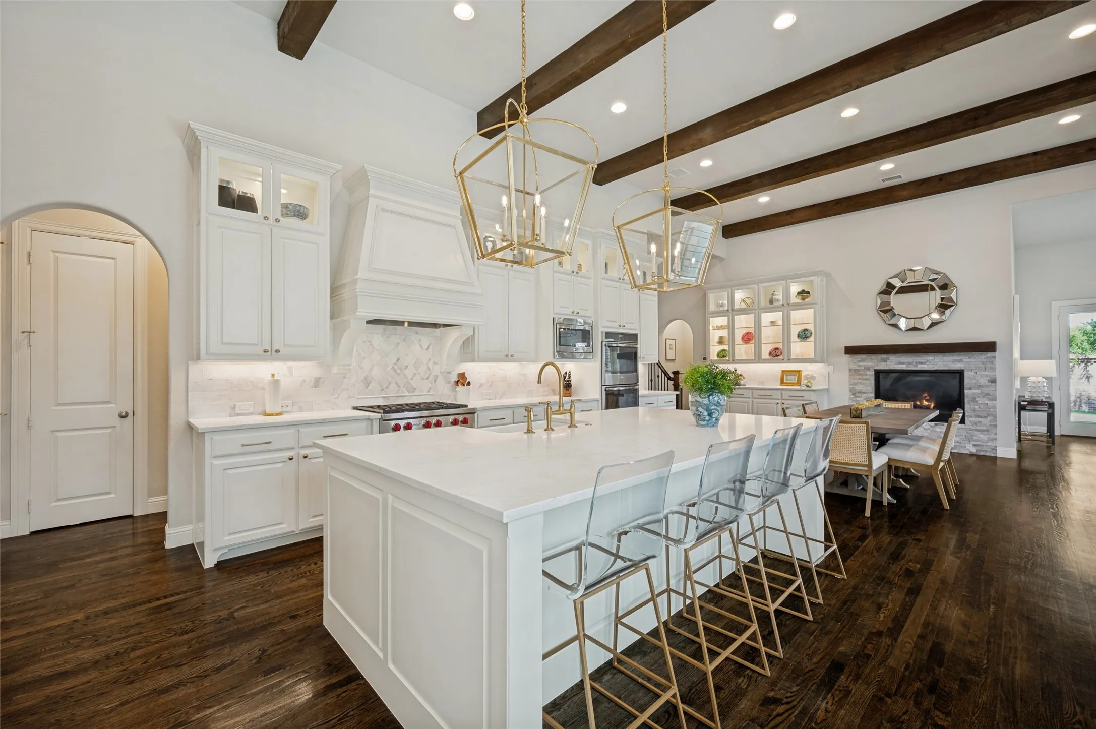 Single Family Residence For Sale in Denton County , 12910 Timber Crossing Drive, Frisco, Texas 75033, 4 Bedroom, 6 Bathroom, 3 Garage spaces, 4,094 Sqft, built in 2016, mls#21405666, Real Estate Agent in Frisco, Homes For Sale in Denton county, Homes For Sale in Frisco, Realtor in Frisco Texas, Real Estate Brokerage Independent Realty Texas, Luminita Cordes Realtor