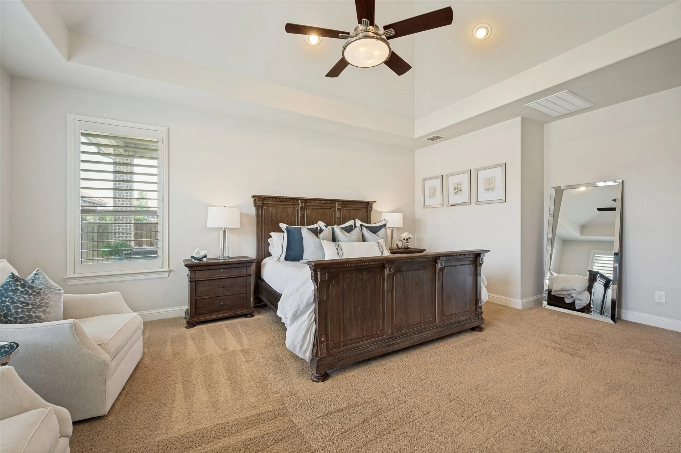 Single Family Residence For Sale in Denton County , 12910 Timber Crossing Drive, Frisco, Texas 75033, 4 Bedroom, 6 Bathroom, 3 Garage spaces, 4,094 Sqft, built in 2016, mls#21405666, Real Estate Agent in Frisco, Homes For Sale in Denton county, Homes For Sale in Frisco, Realtor in Frisco Texas, Real Estate Brokerage Independent Realty Texas, Luminita Cordes Realtor