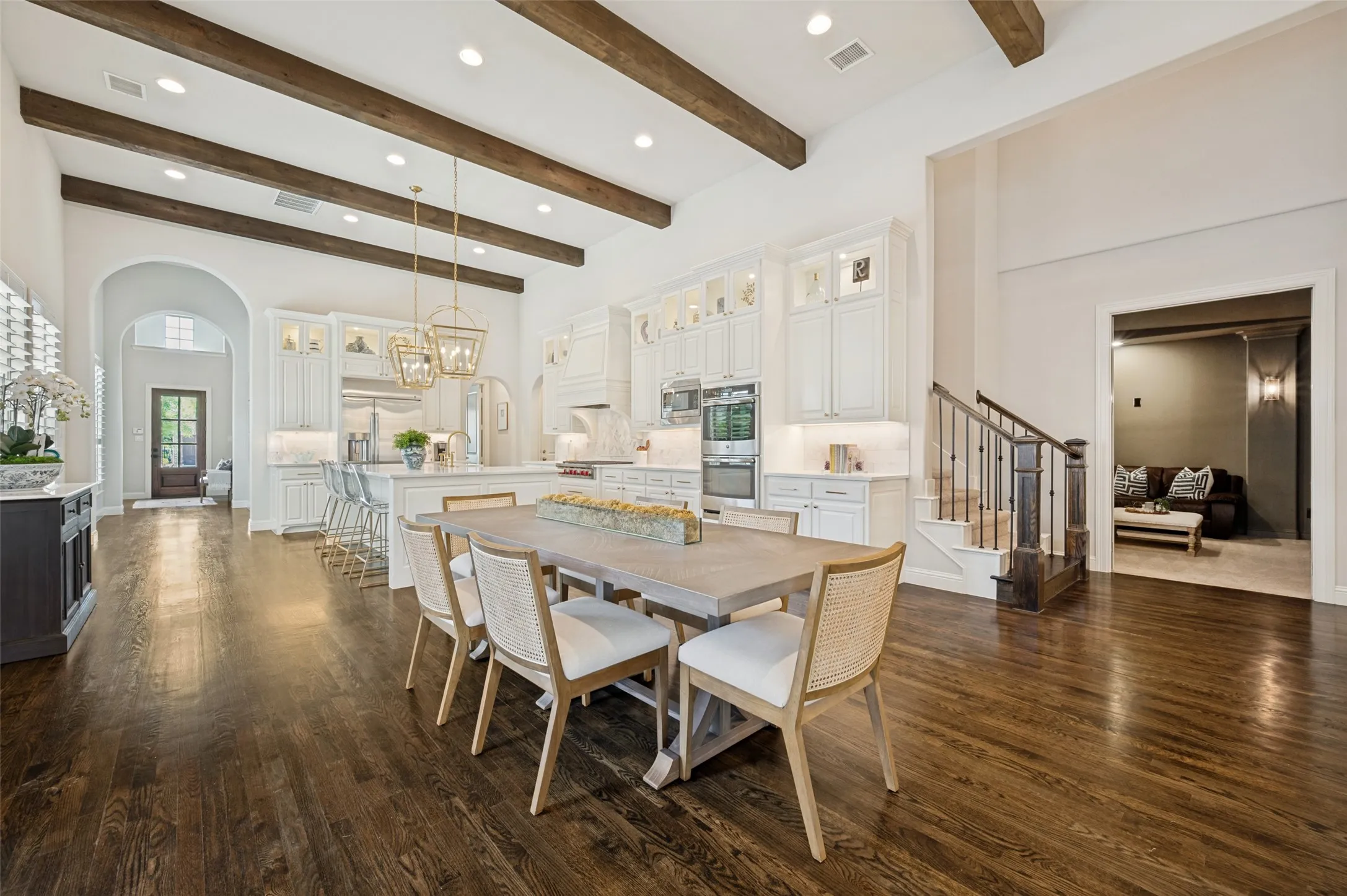 Single Family Residence For Sale in Denton County , 12910 Timber Crossing Drive, Frisco, Texas 75033, 4 Bedroom, 6 Bathroom, 3 Garage spaces, 4,094 Sqft, built in 2016, mls#21405666, Real Estate Agent in Frisco, Homes For Sale in Denton county, Homes For Sale in Frisco, Realtor in Frisco Texas, Real Estate Brokerage Independent Realty Texas, Luminita Cordes Realtor