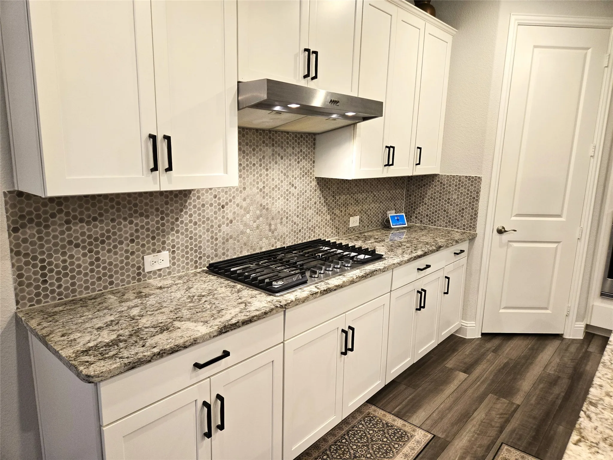 Single Family Residence For Sale in Denton County , 2465 Yosemite Way, Corinth, Texas 76210, 5 Bedroom, 3 Bathroom, 2 Garage spaces, 3,064 Sqft, built in 2023, mls#21388104, Real Estate Agent in Corinth, Homes For Sale in Denton county, Homes For Sale in Corinth, Realtor in Corinth Texas, Real Estate Brokerage Independent Realty Texas, Luminita Cordes Realtor