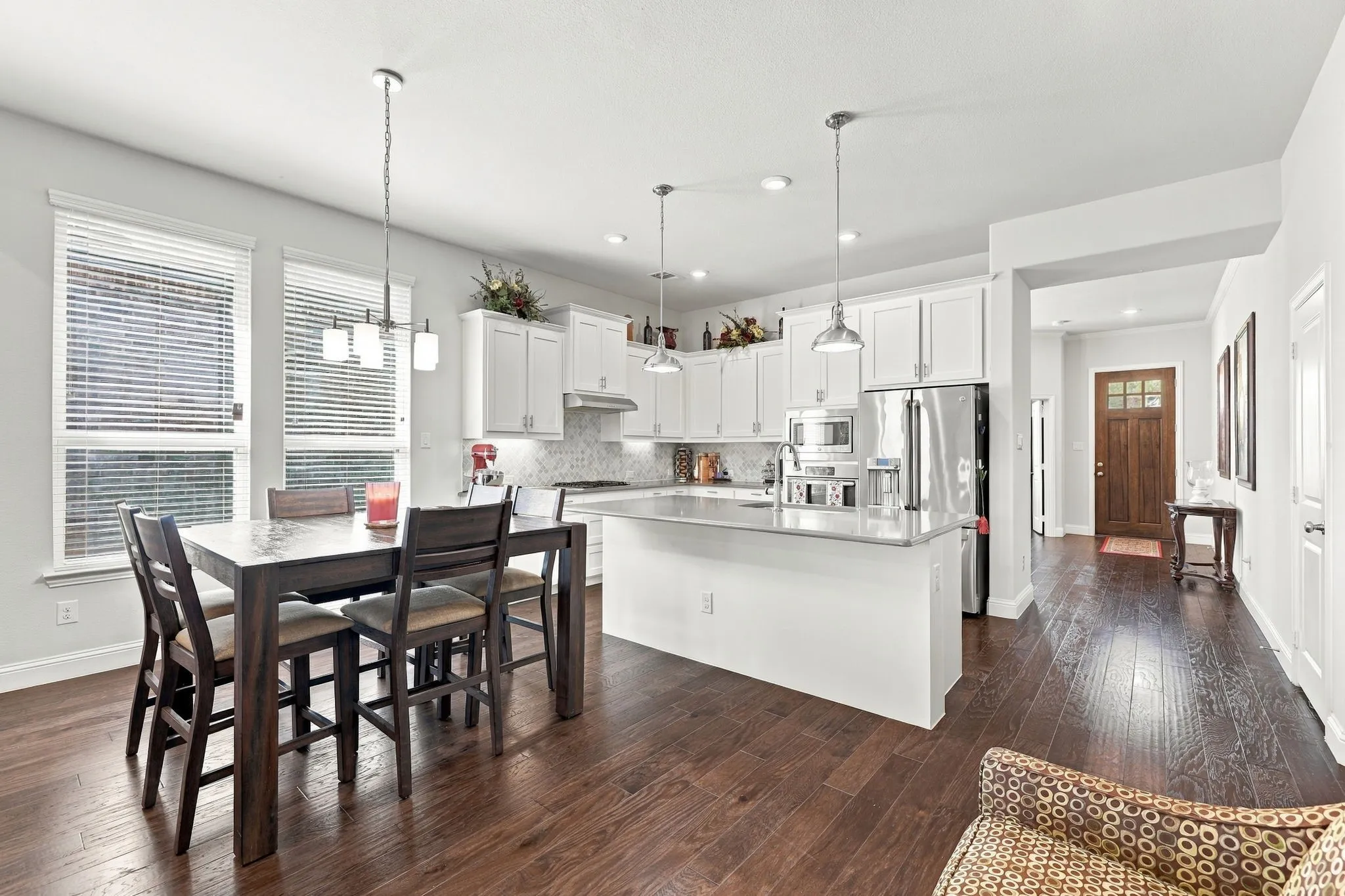 Single Family Residence For Sale in Collin County , 3516 Charleston Drive, Melissa, Texas 75454, 4 Bedroom, 3 Bathroom, 2 Garage spaces, 2,913 Sqft, built in 2017, mls#21405477, Real Estate Agent in Melissa, Homes For Sale in Collin county, Homes For Sale in Melissa, Realtor in Melissa Texas, Real Estate Brokerage Independent Realty Texas, Luminita Cordes Realtor