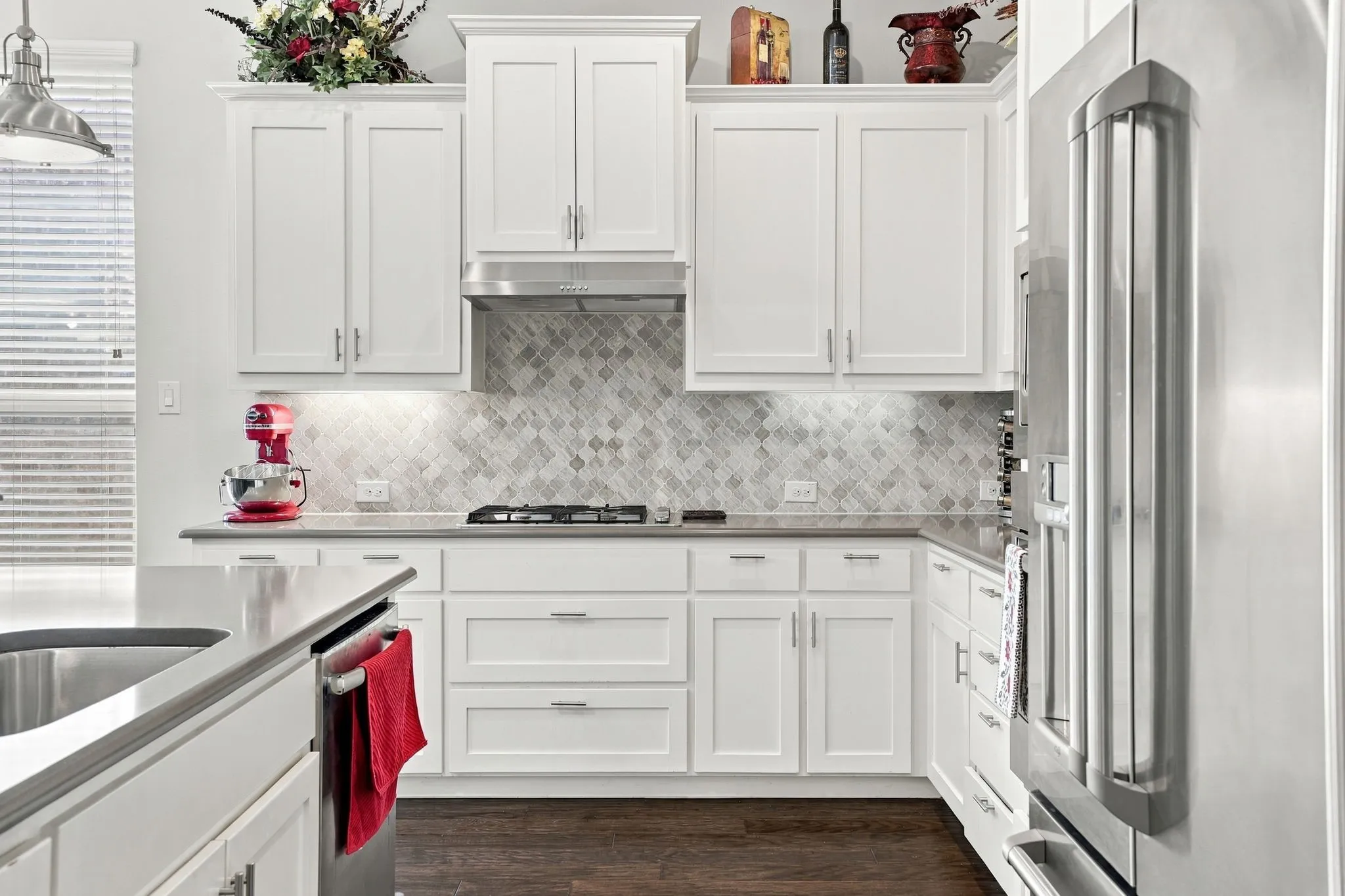 Single Family Residence For Sale in Collin County , 3516 Charleston Drive, Melissa, Texas 75454, 4 Bedroom, 3 Bathroom, 2 Garage spaces, 2,913 Sqft, built in 2017, mls#21405477, Real Estate Agent in Melissa, Homes For Sale in Collin county, Homes For Sale in Melissa, Realtor in Melissa Texas, Real Estate Brokerage Independent Realty Texas, Luminita Cordes Realtor