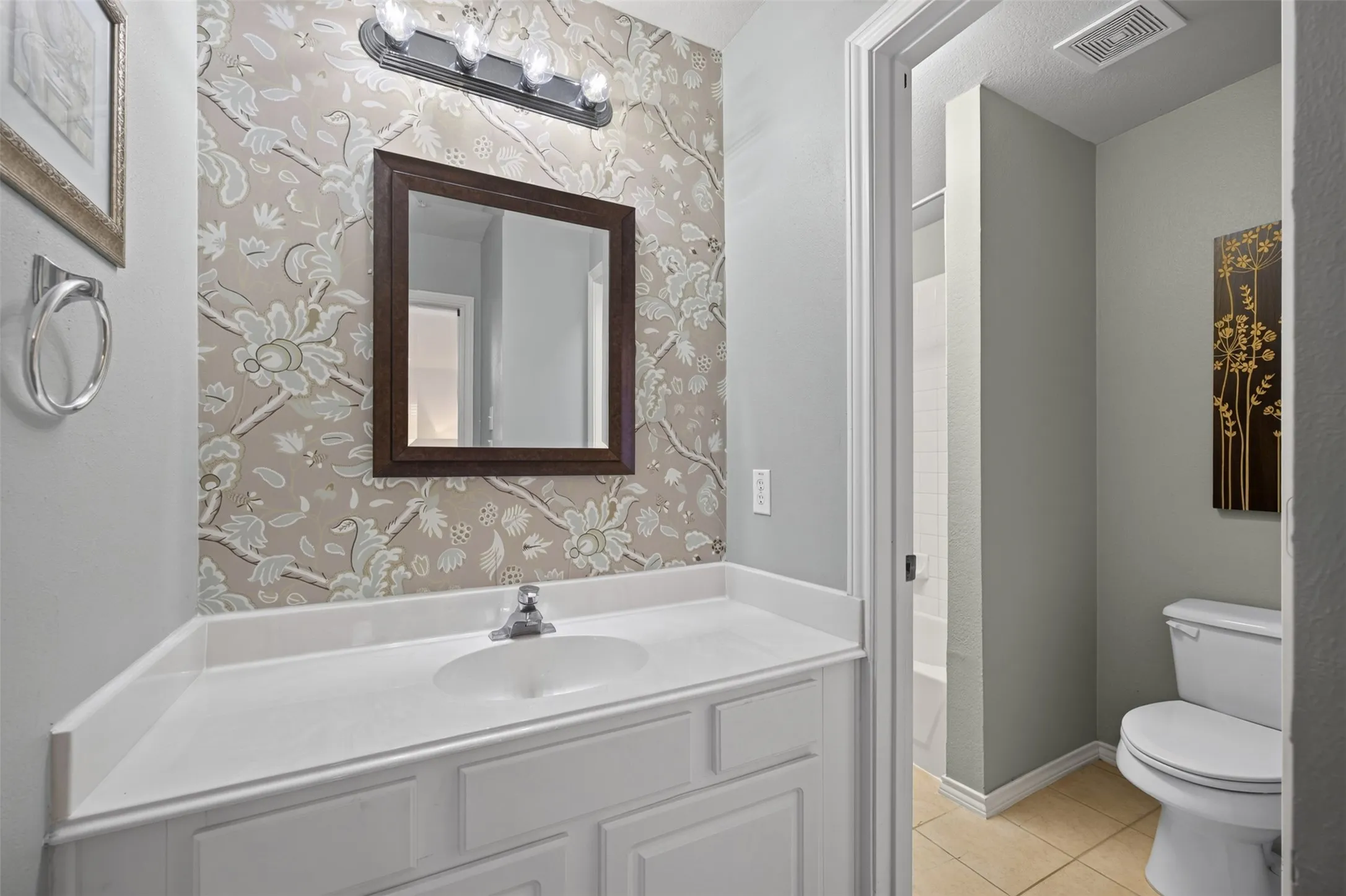 Jack and Jill Bath